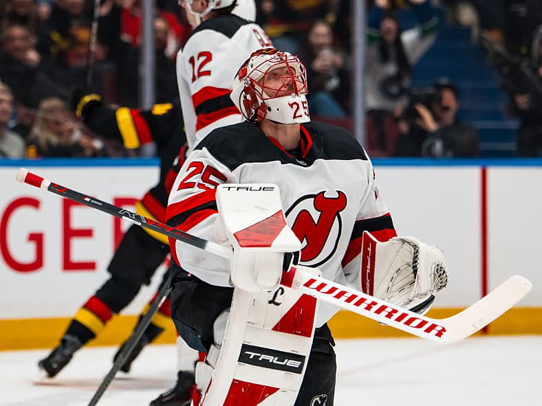 NHL: New Jersey Devils at Vancouver Canucks