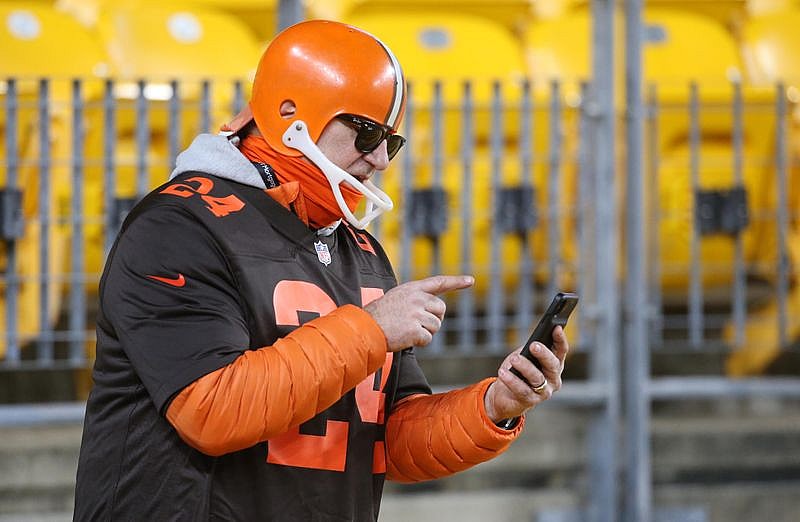 tagreuters.com2021binary_MTZXEH1BQWE8D4-BASEIMAGE