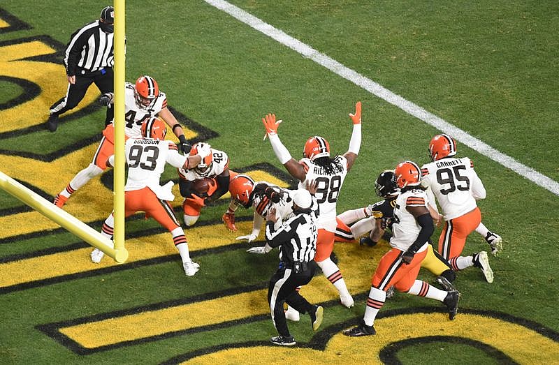 tagreuters.com2021binary_MTZXEH1BQXEYE5-BASEIMAGE