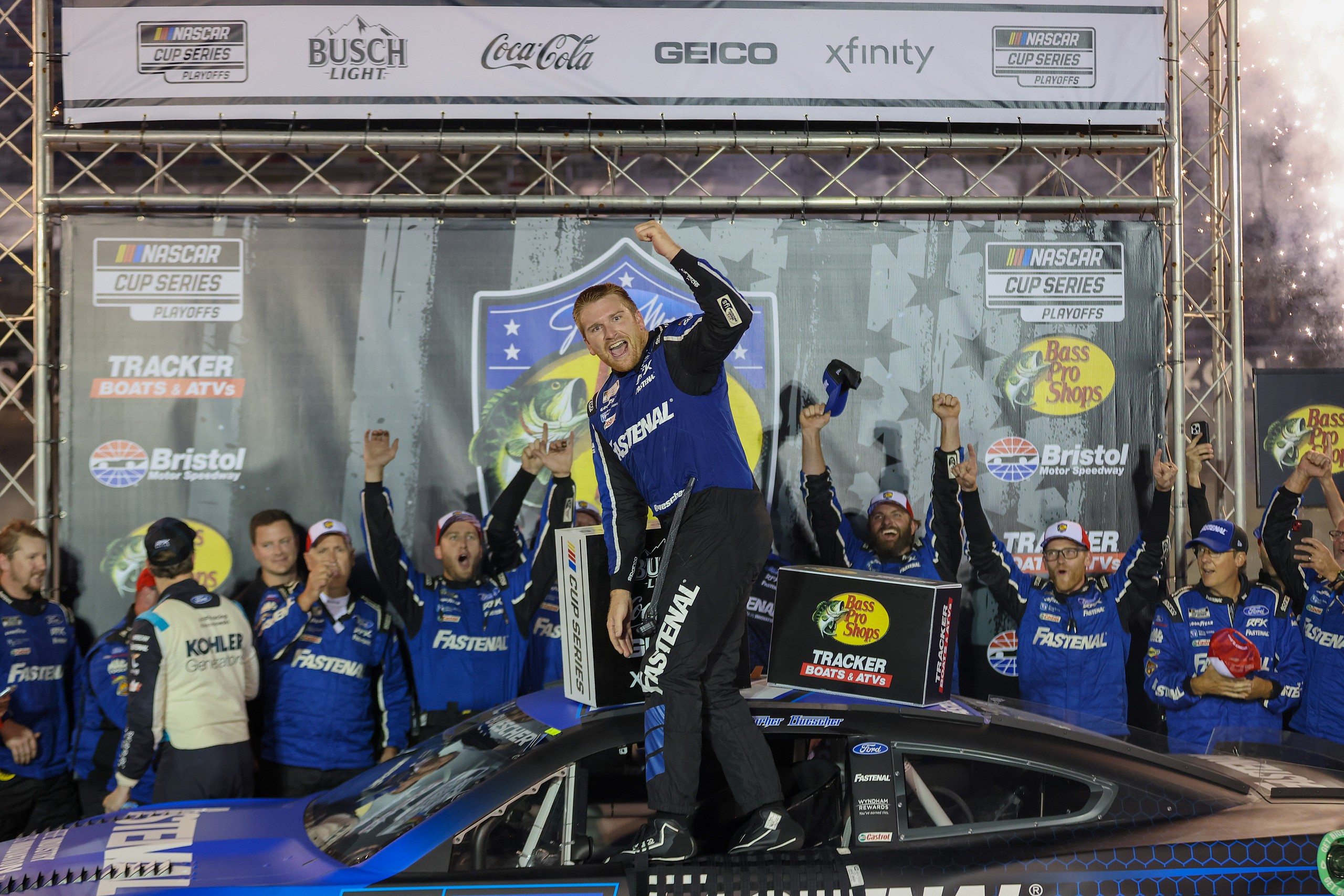 NASCAR: Bass Pro Shops Night Race