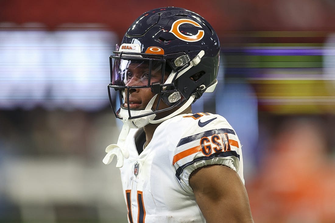 Nov 20, 2022; Atlanta, Georgia, USA; Chicago Bears wide receiver Darnell Mooney (11) prepares for a game against the Atlanta Falcons at Mercedes-Benz Stadium. Mandatory Credit: Brett Davis-USA TODAY Sports