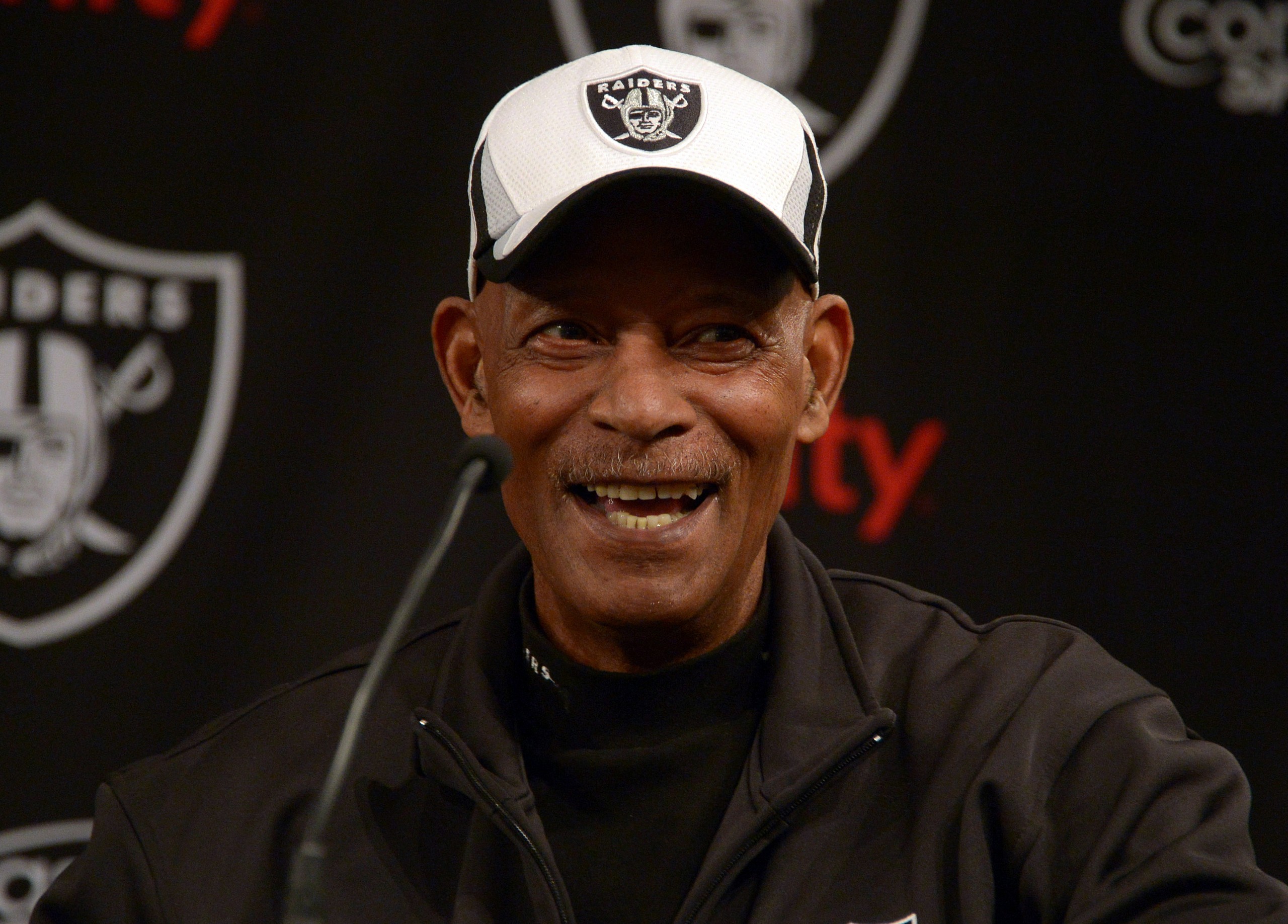Willie-Brown-Oakland-Raiders