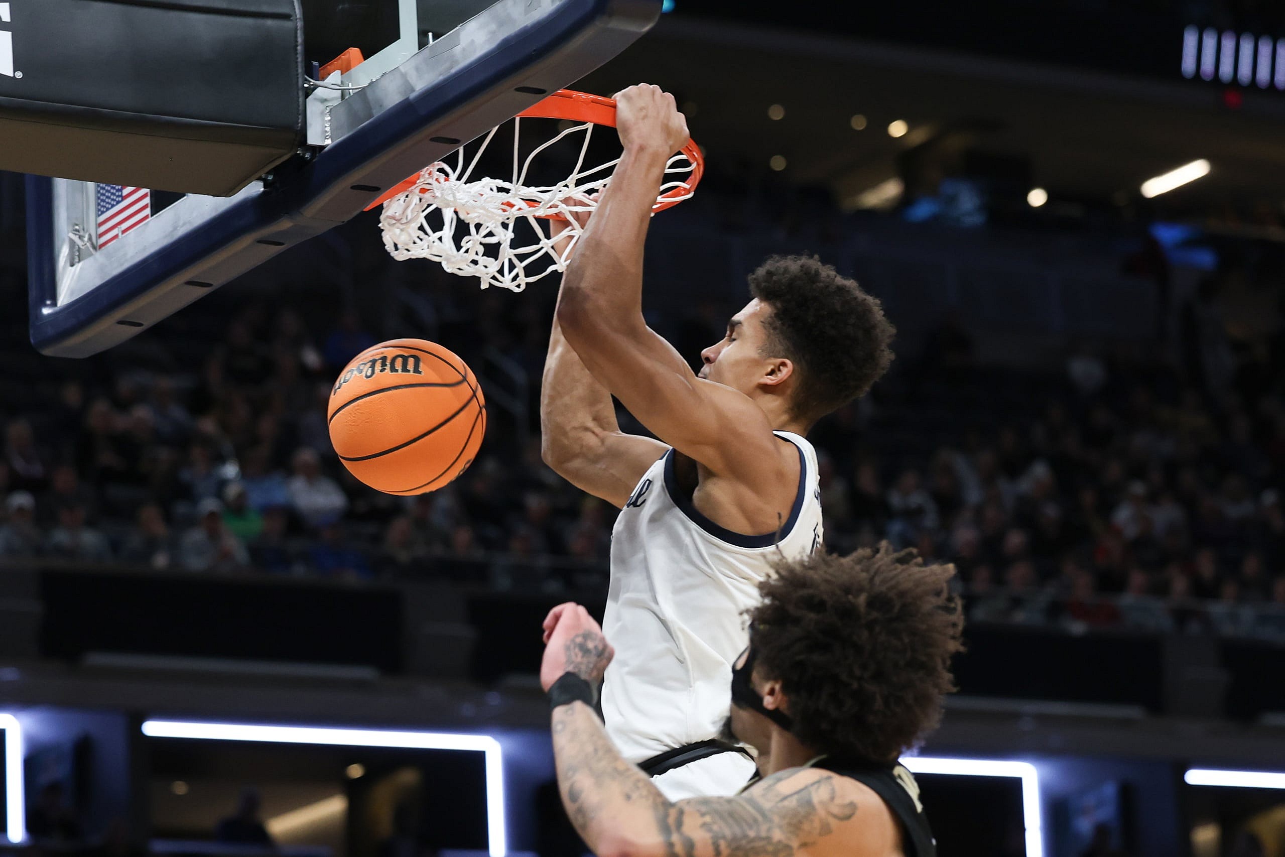 Marquette forward Oso Ighodaro
