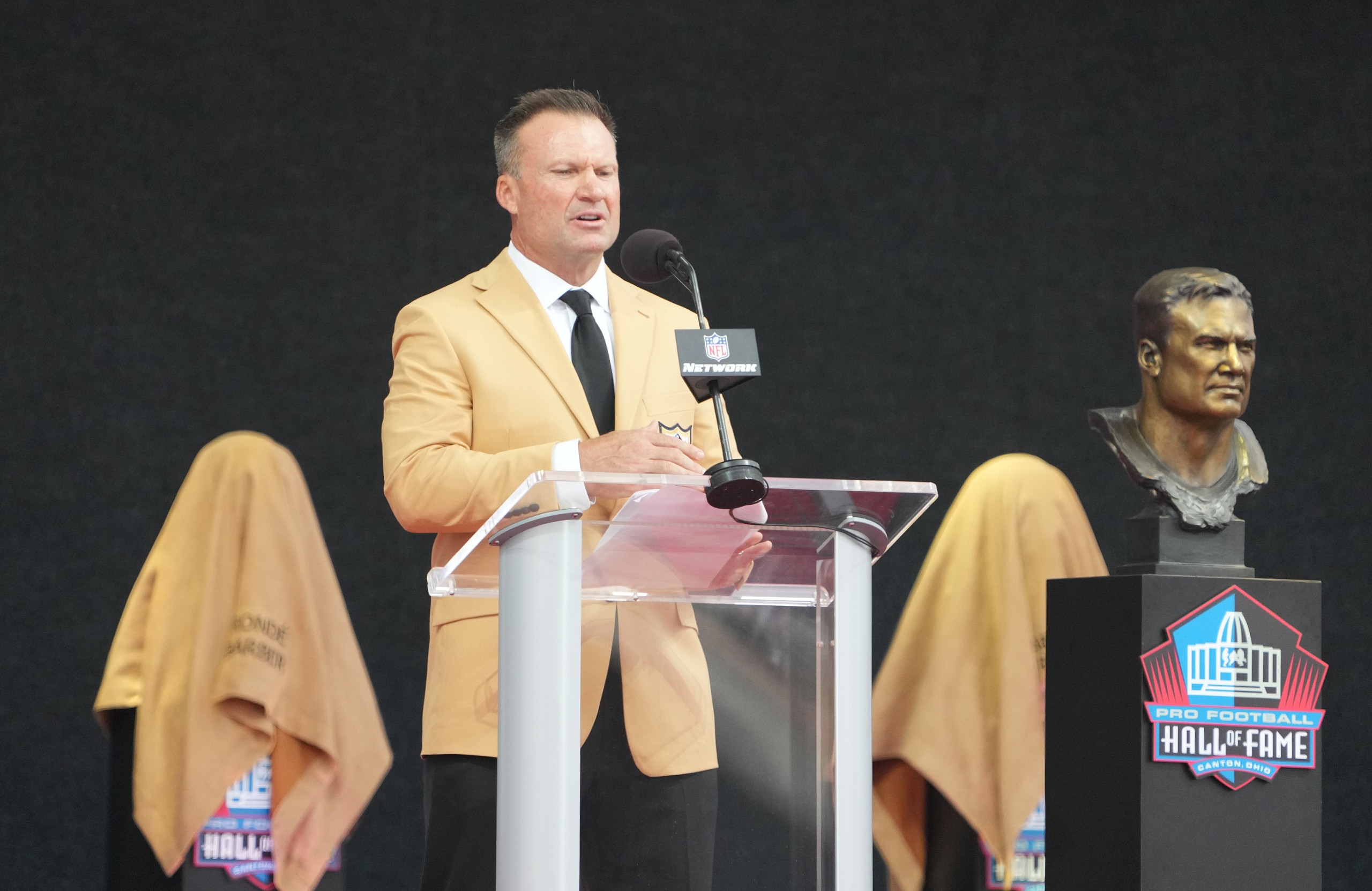 Zach Thomas, Pro Football Hall of Fame 