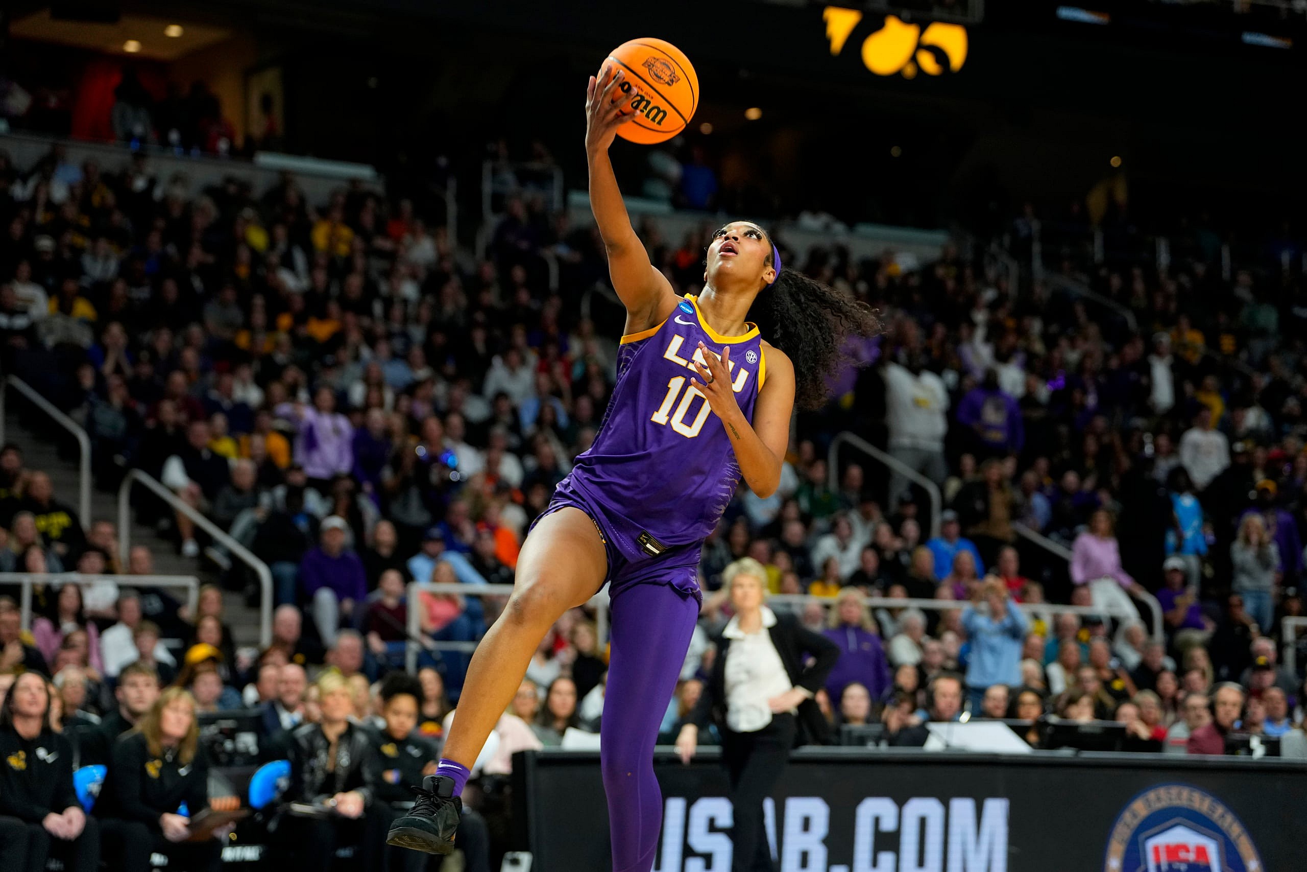 WNBA mock draft 2024, Angel Reese