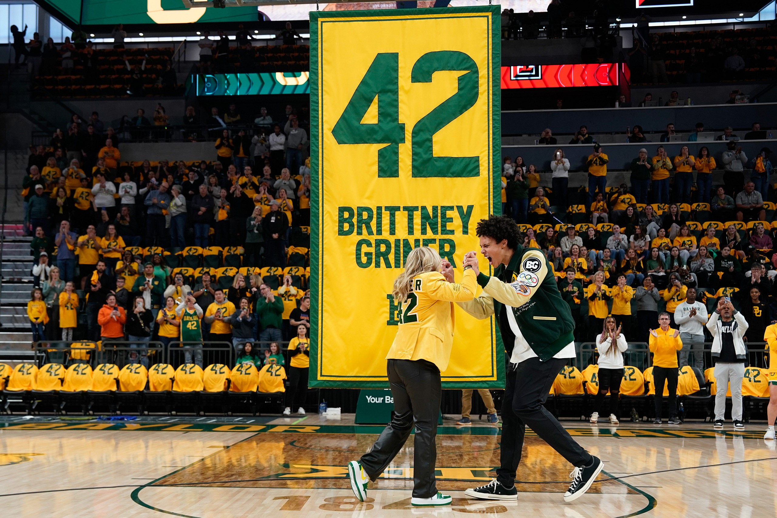 undefeated national champions in women