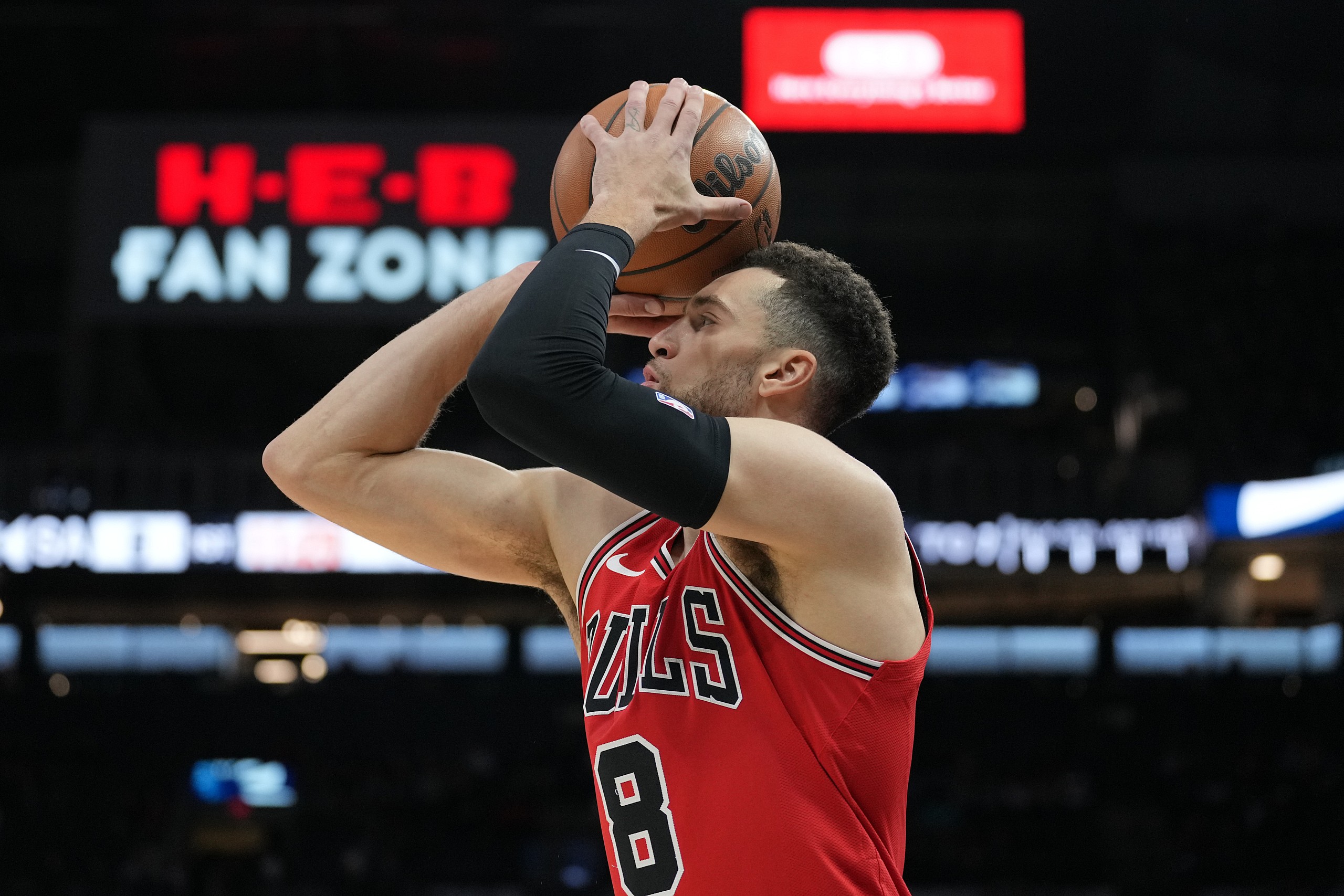 NBA trades, Zach LaVine
