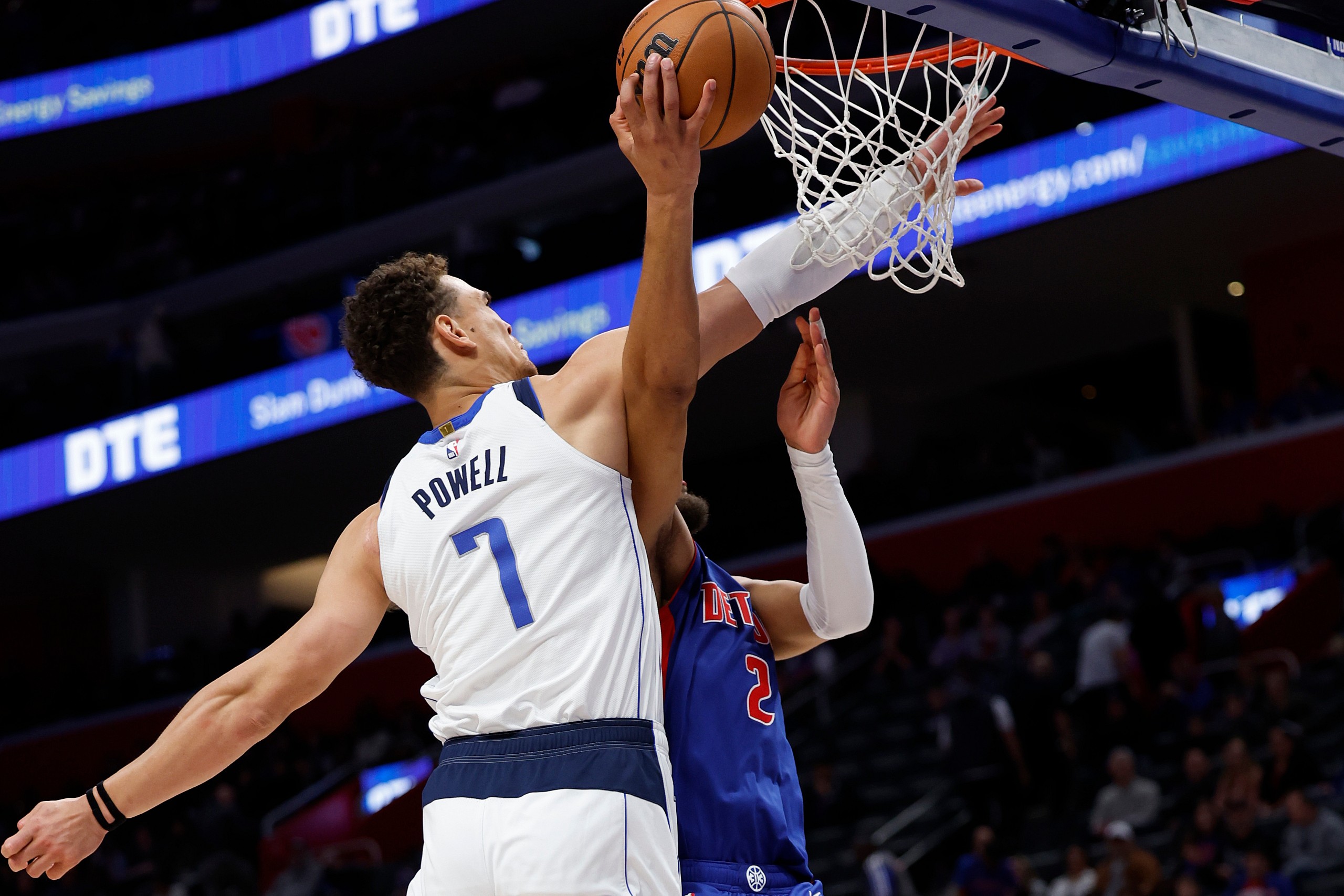 NBA trades, Dwight Powell