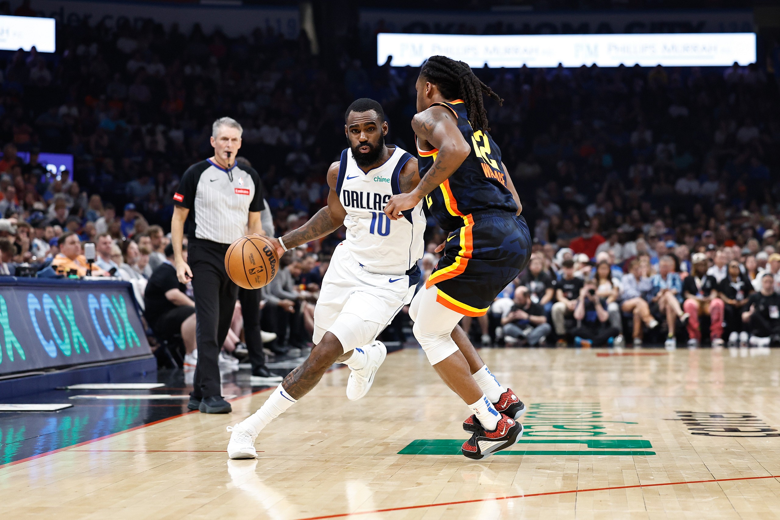 NBA: Dallas Mavericks at Oklahoma City Thunder