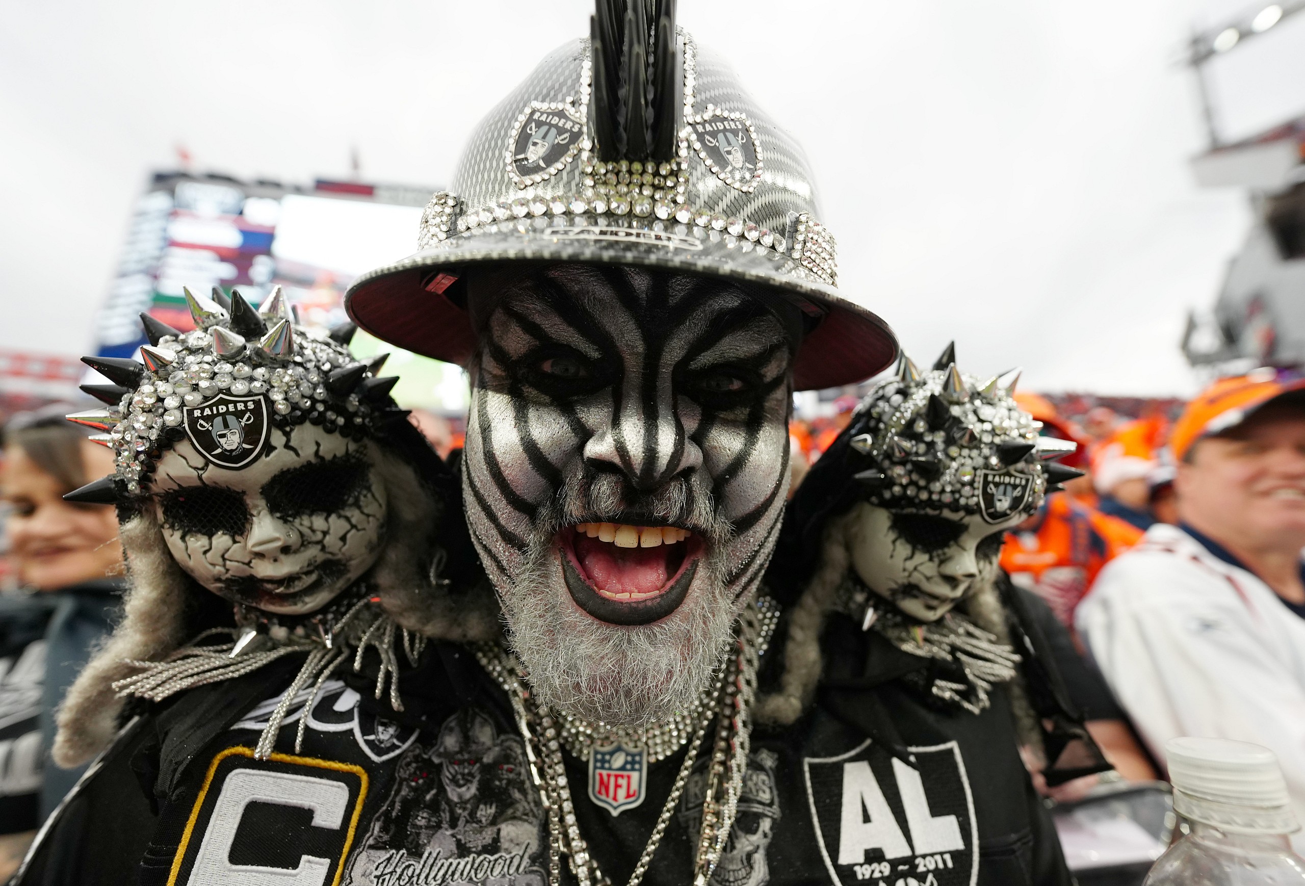 Las Vegas Raiders, Denver Broncos