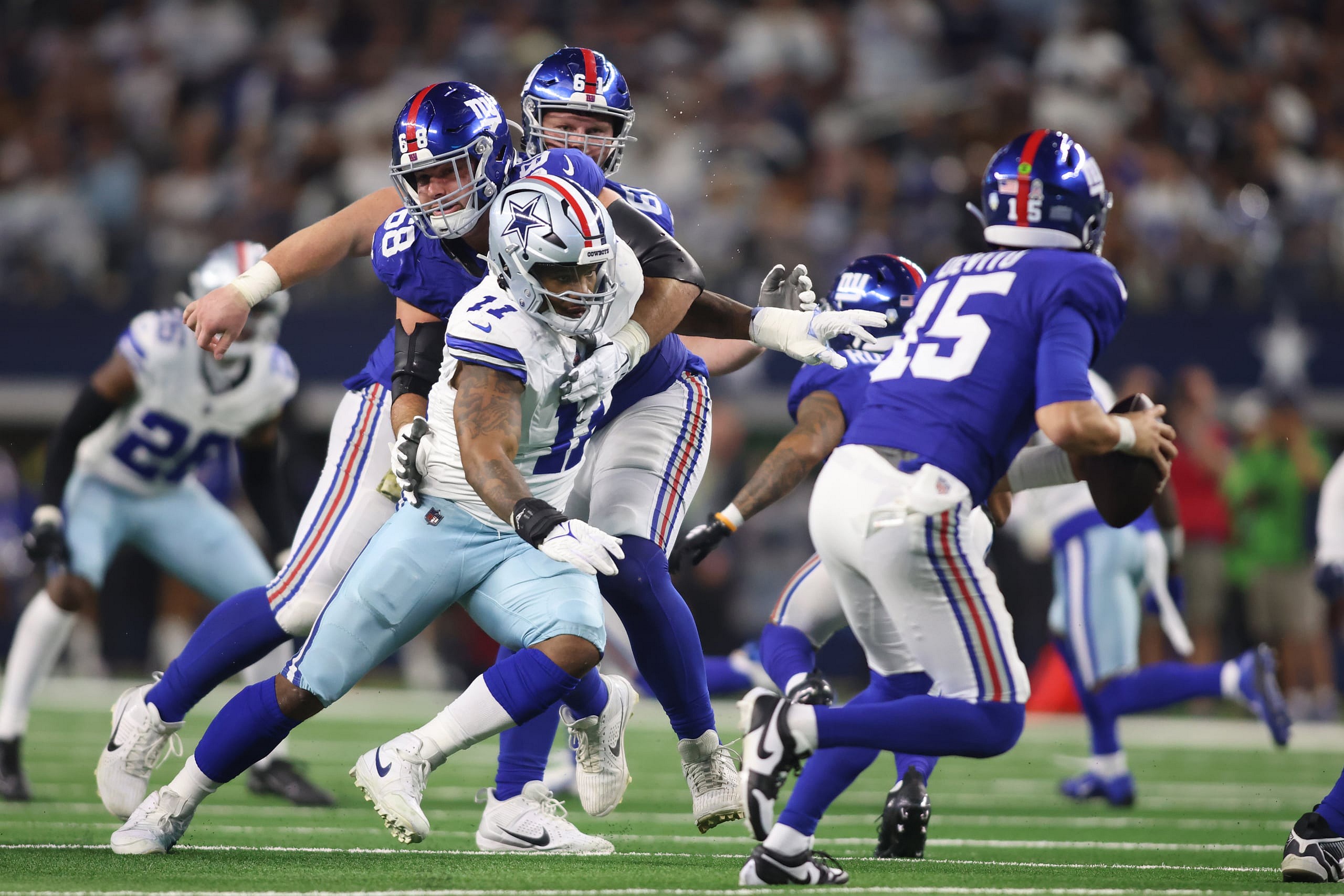 NFL: New York Giants at Dallas Cowboys