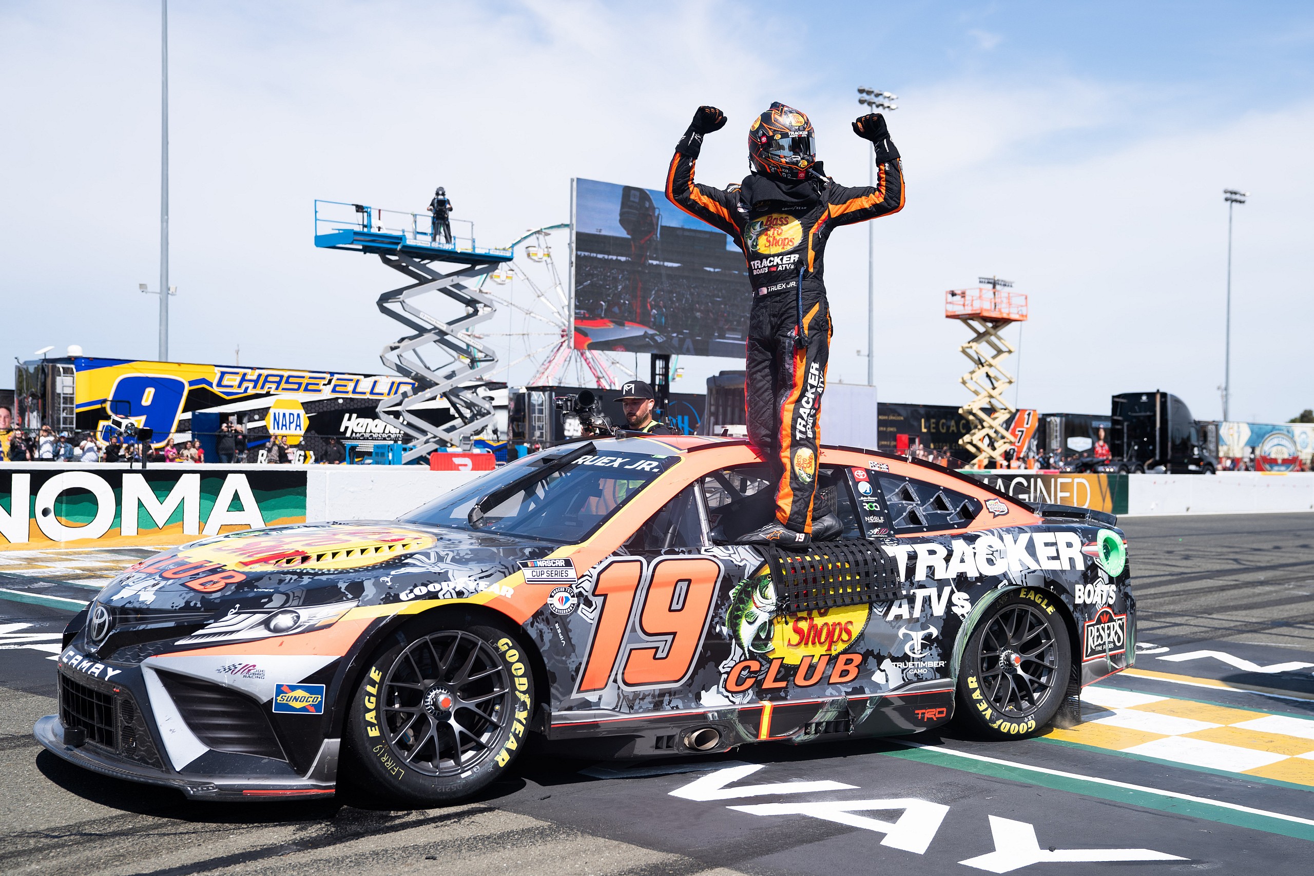 NASCAR: Toyota / Save Mart 350