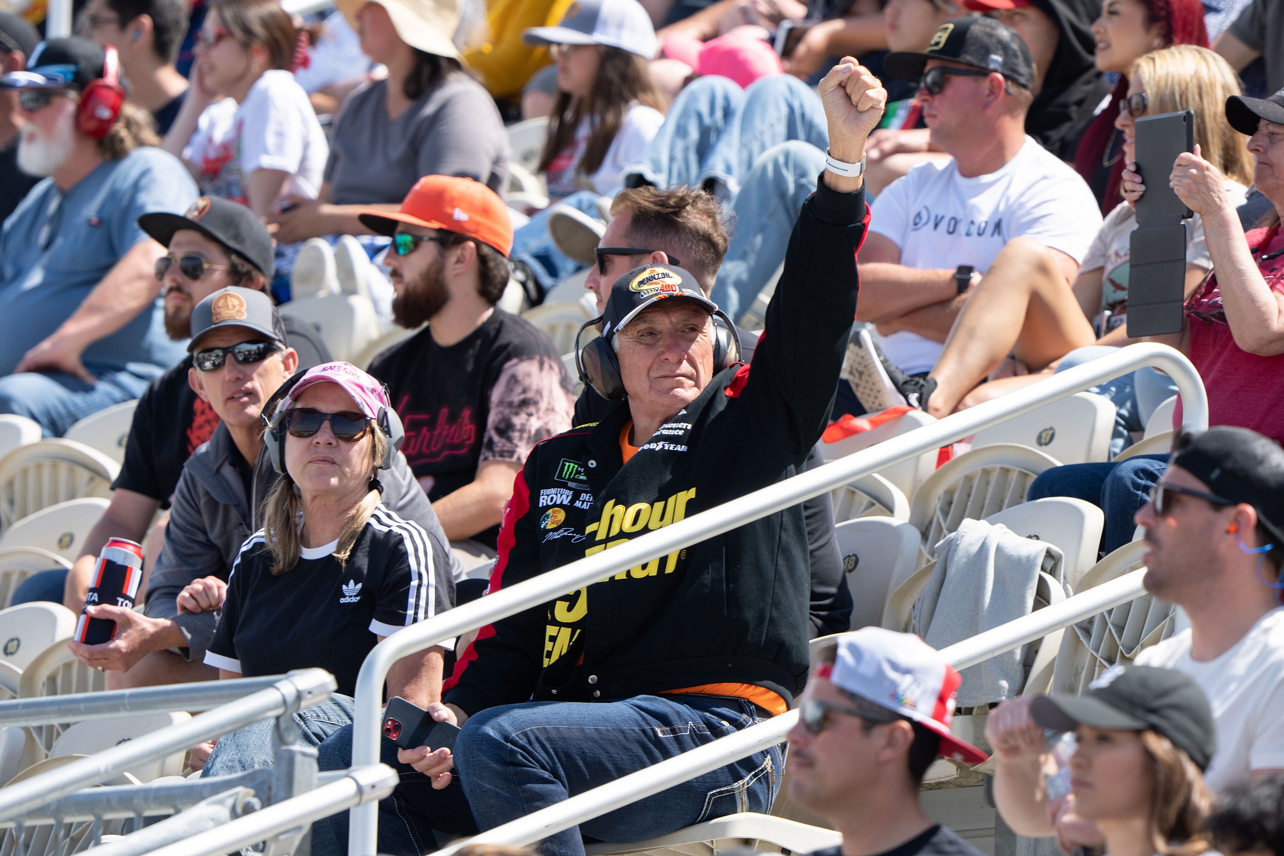 NASCAR: Toyota / Save Mart 350