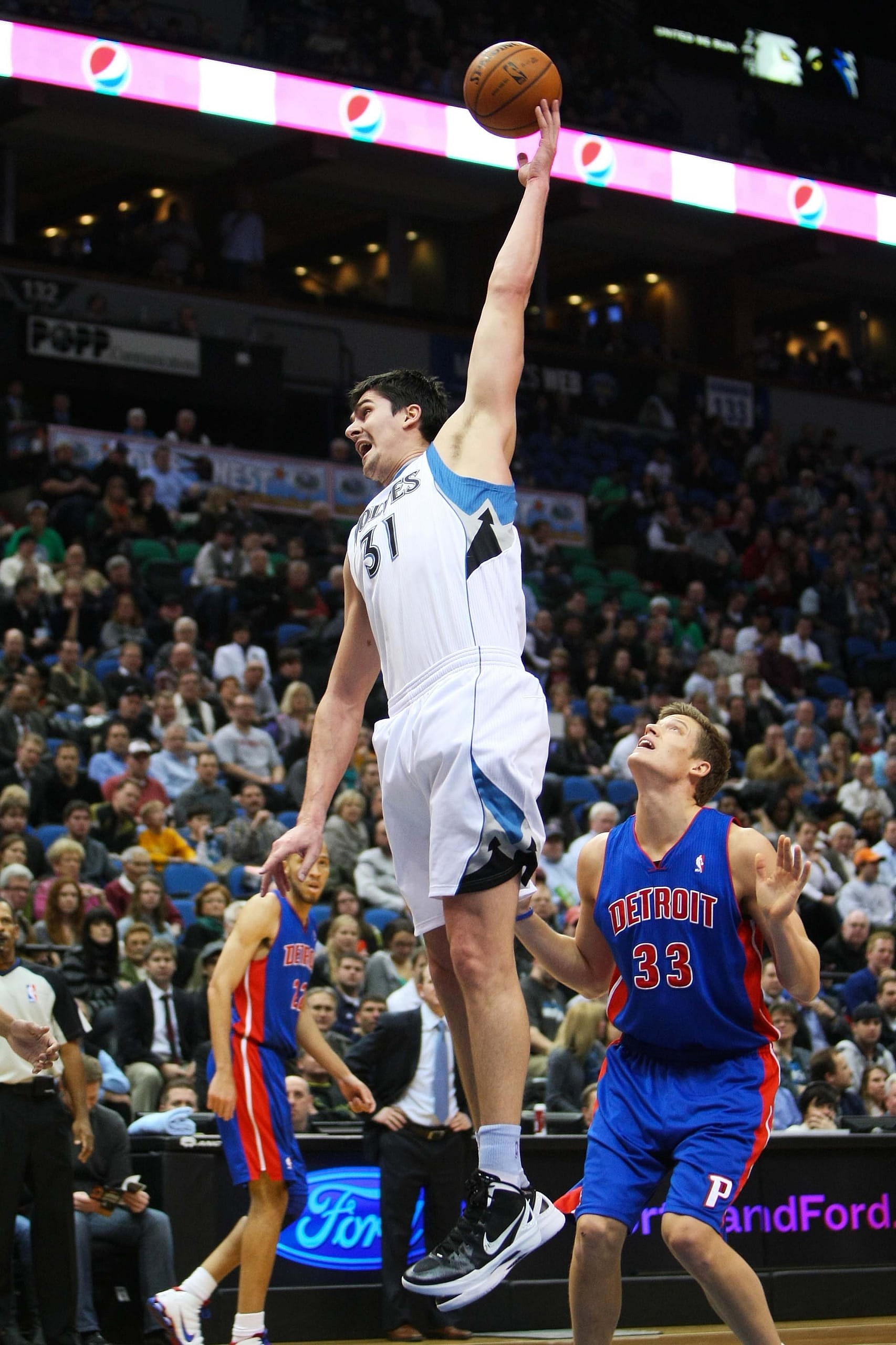 NBA: Detroit Pistons at Minnesota Timberwolves