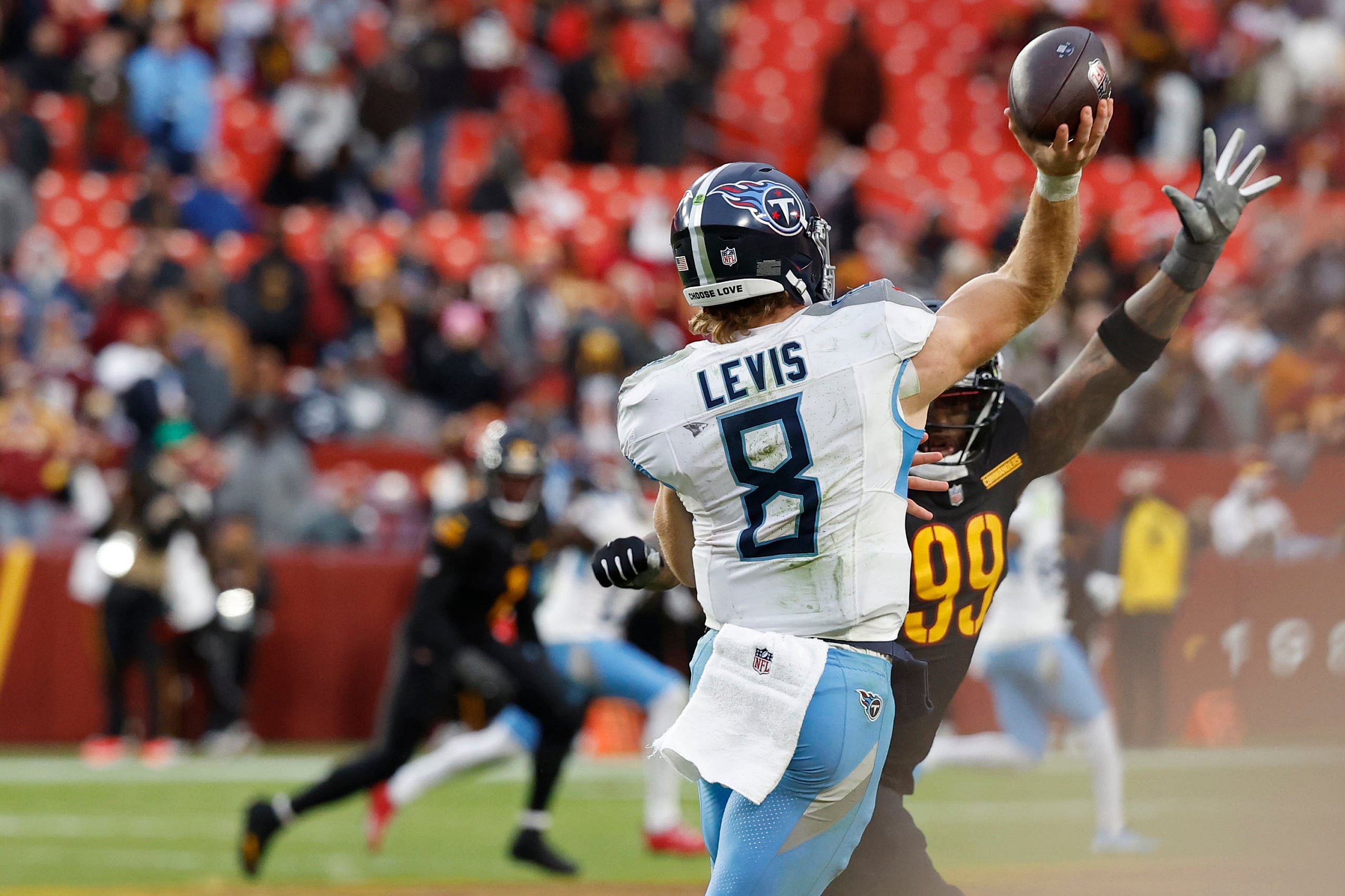 NFL: Tennessee Titans at Washington Commanders