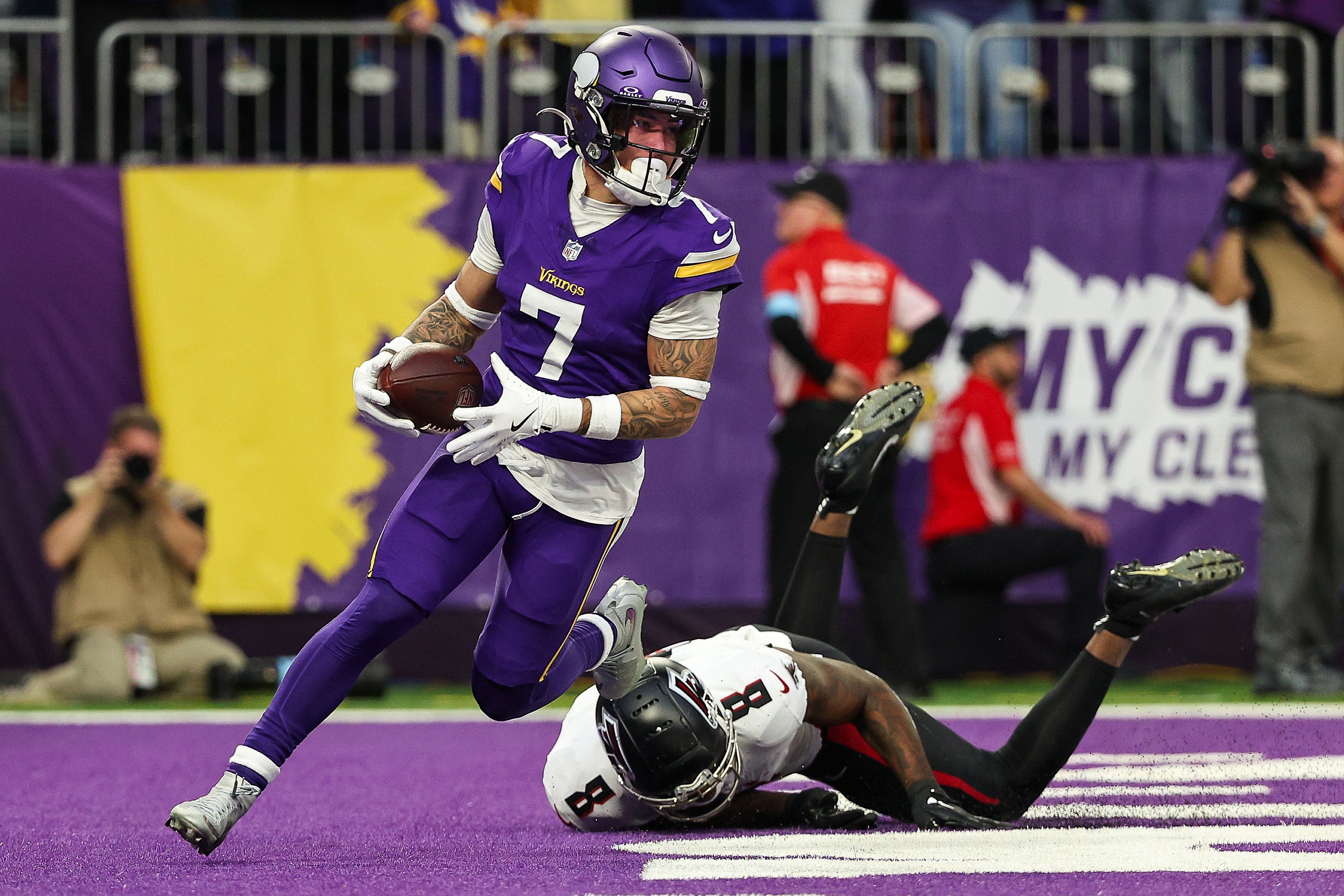 NFL: Atlanta Falcons at Minnesota Vikings