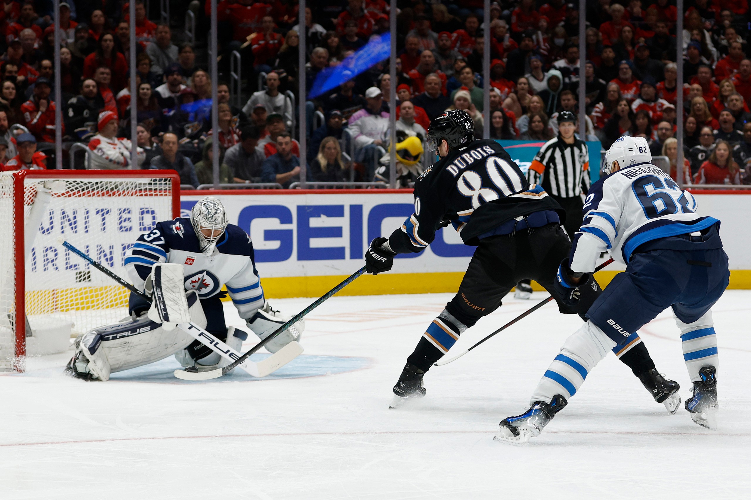 NHL: Winnipeg Jets at Washington Capitals