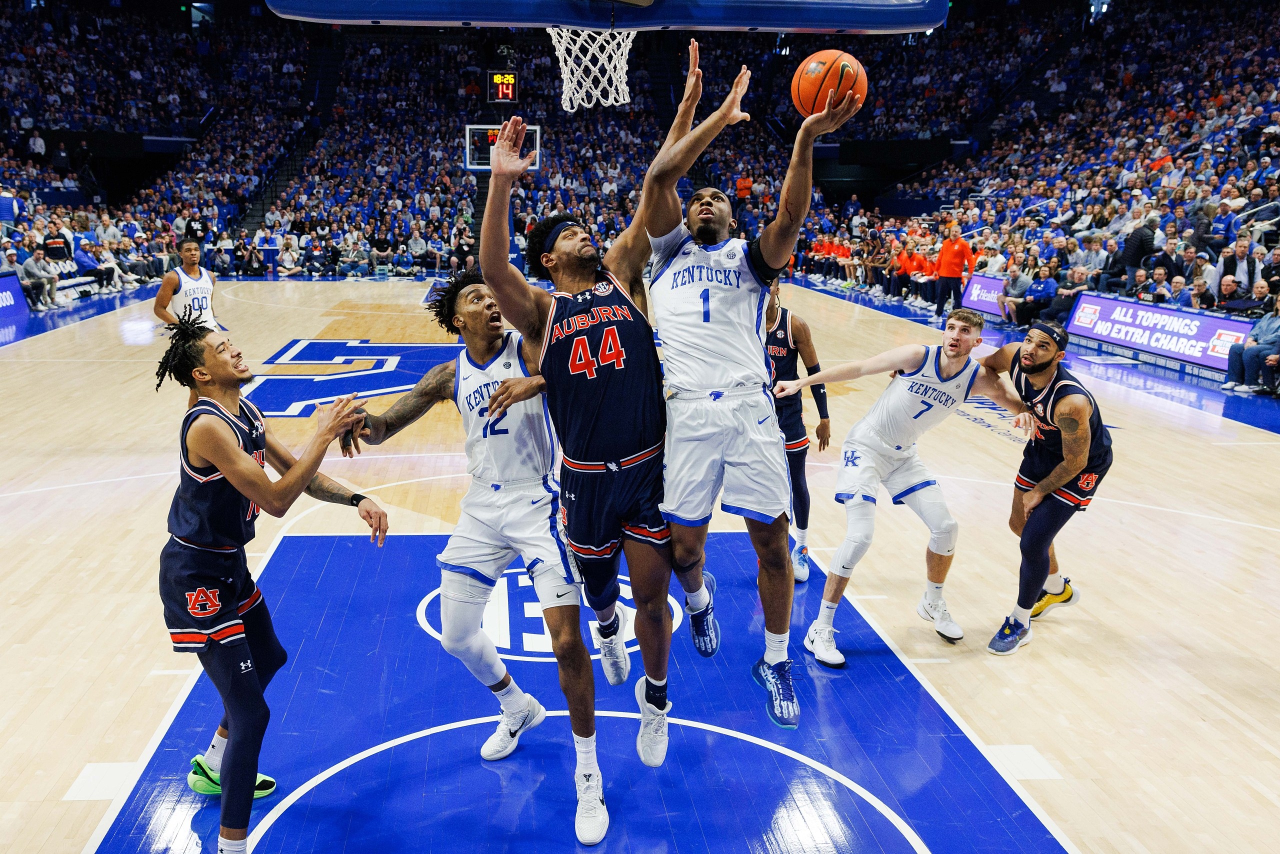 NCAA Basketball: Auburn at Kentucky