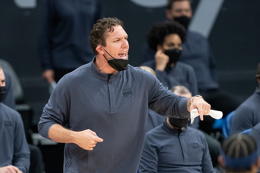 Sacramento Kings to retain Luke Walton
