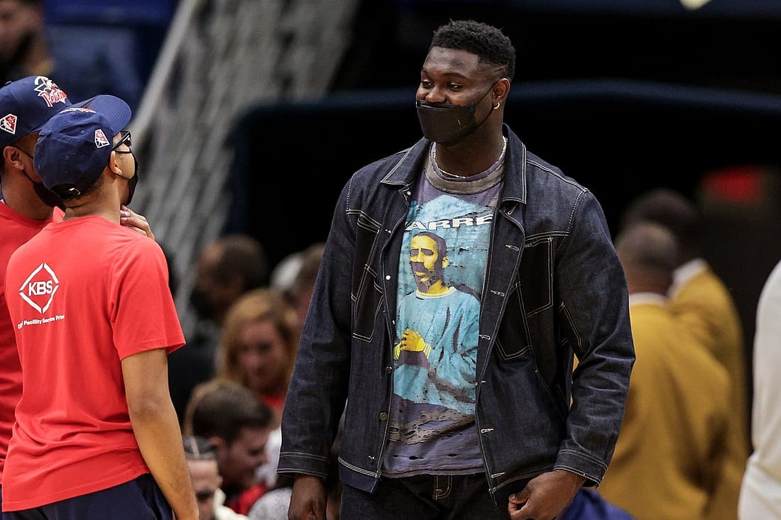 Nov 24, 2021; New Orleans, Louisiana, USA;  New Orleans Pelicans forward Zion Williamson (1) talks to the ball boys on a time out against Washington Wizards during the first half at Smoothie King Center. Mandatory Credit: Stephen Lew-USA TODAY Sports