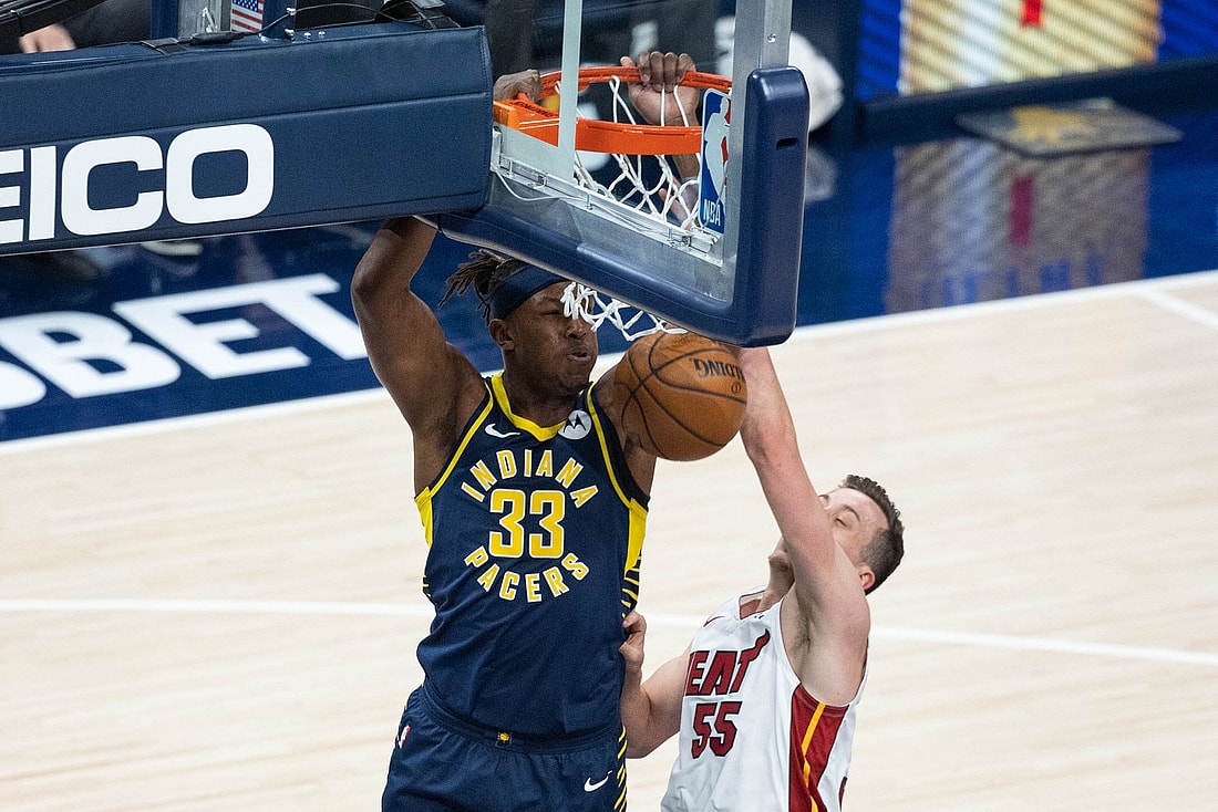 Sacramento Kings trade for Myles Turner