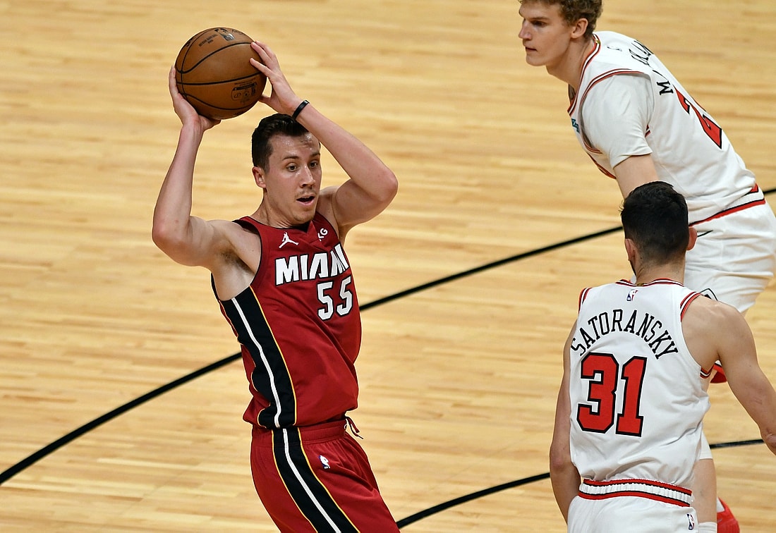 New York knicks interested in Duncan Robinson