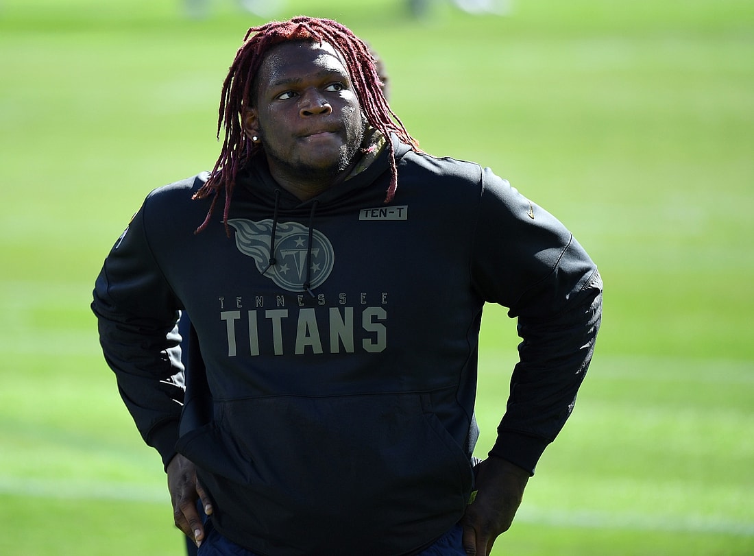 Tennessee Titans trade Isaiah Wilson