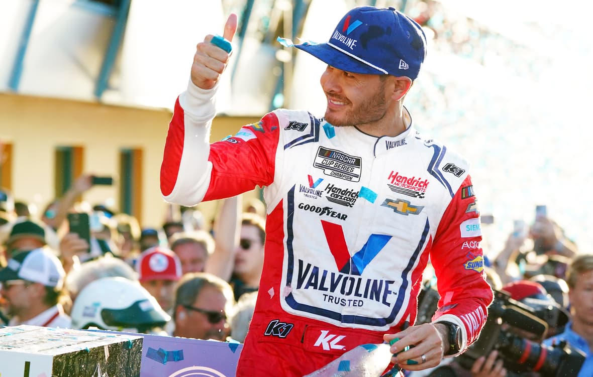 NASCAR: Dixie Vodka 400