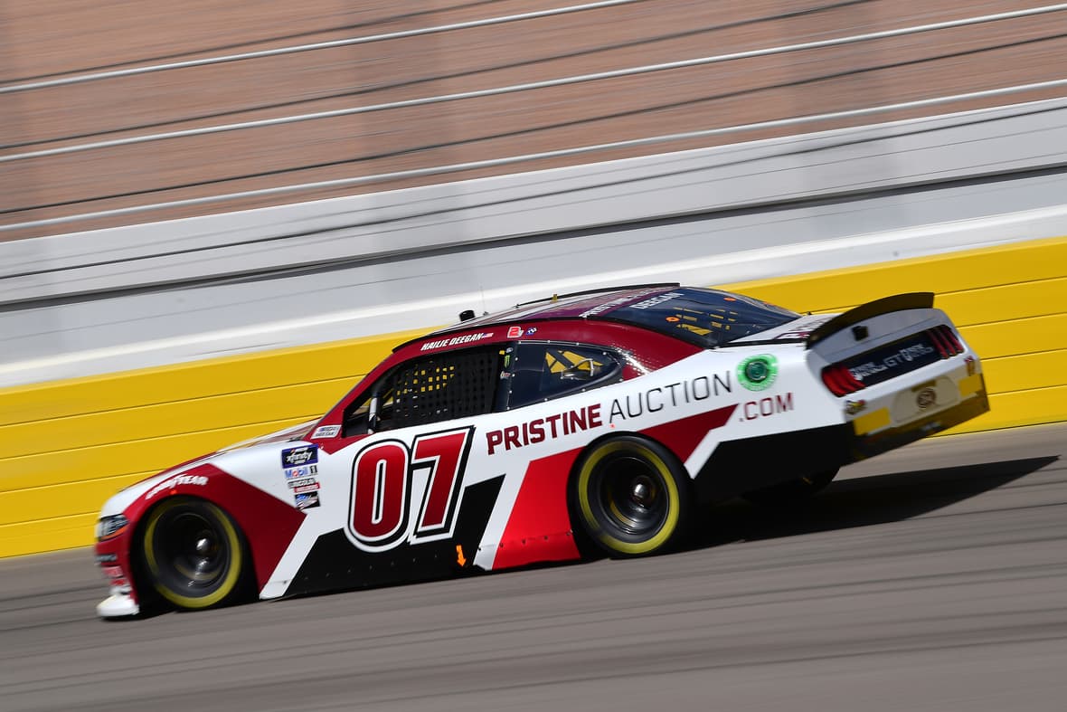 NASCAR: Xfinity Series Alsco Uniforms 302