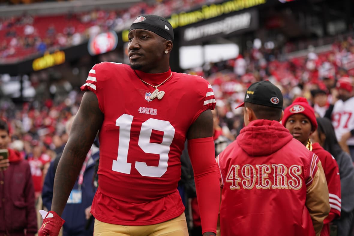 San Francisco 49ers wide receiver deebo samuel