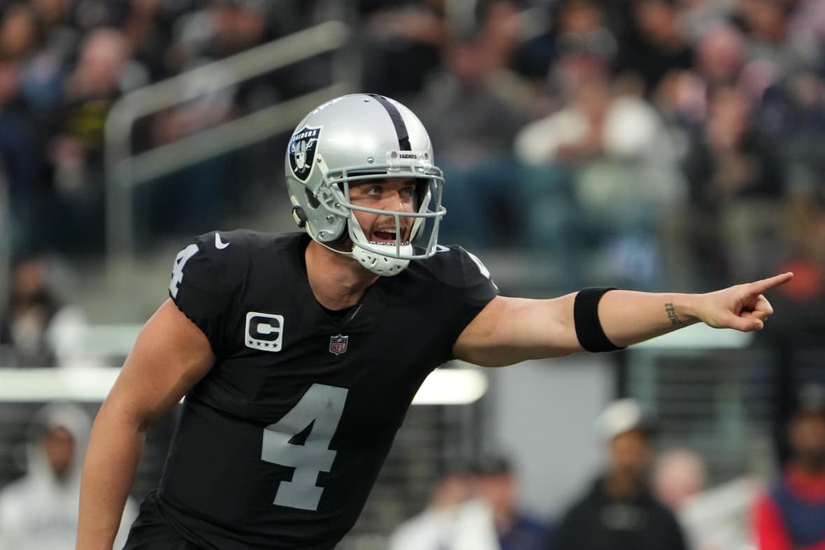 Derek Carr, New England Patriots