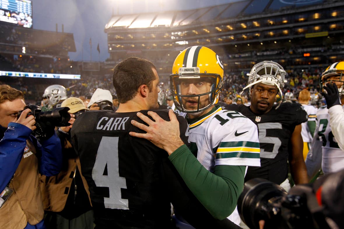NFL, Aaron Rodgers, Derek Carr