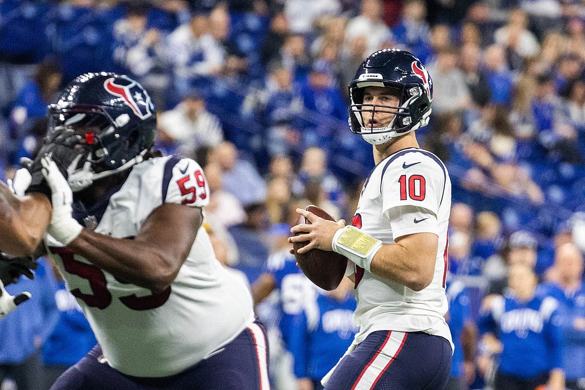 houston texans, davis mills