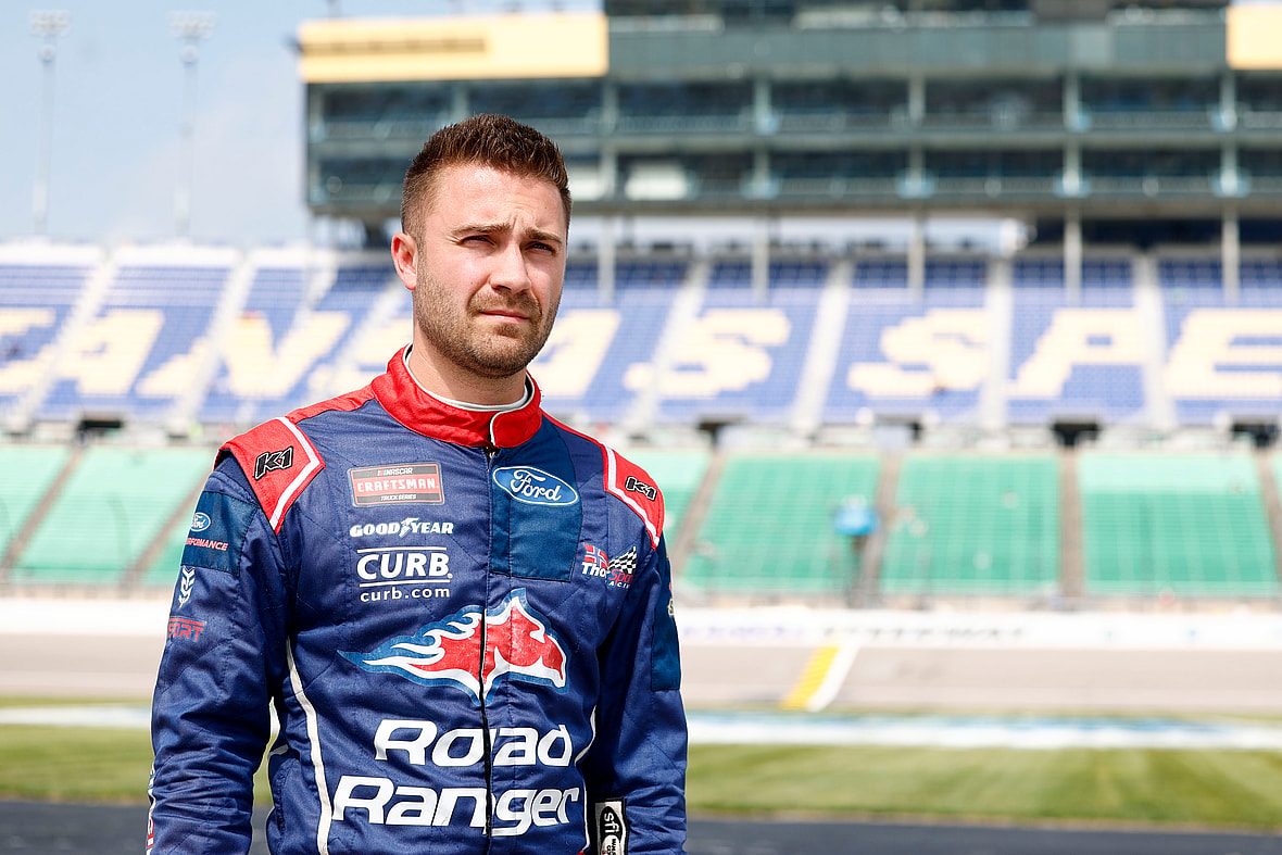 NASCAR: Truck Series Practice and Qualifying