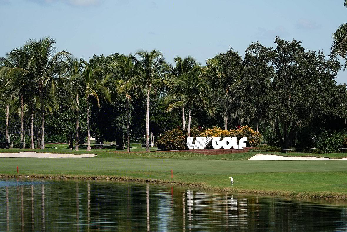 pga tour, liv golf