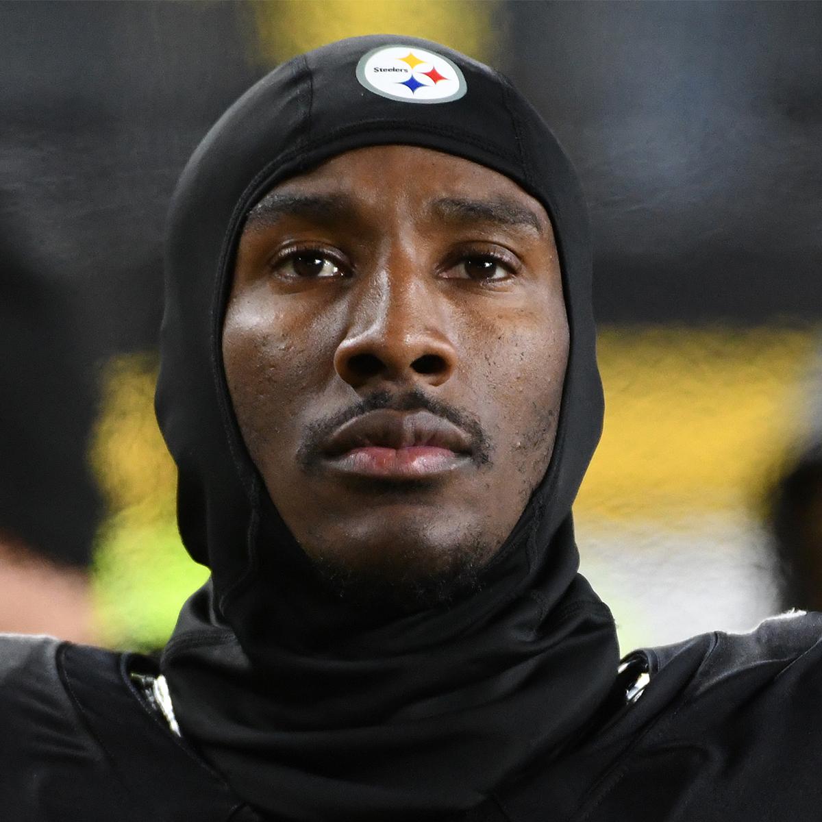 indianapolis colts sign levi wallace