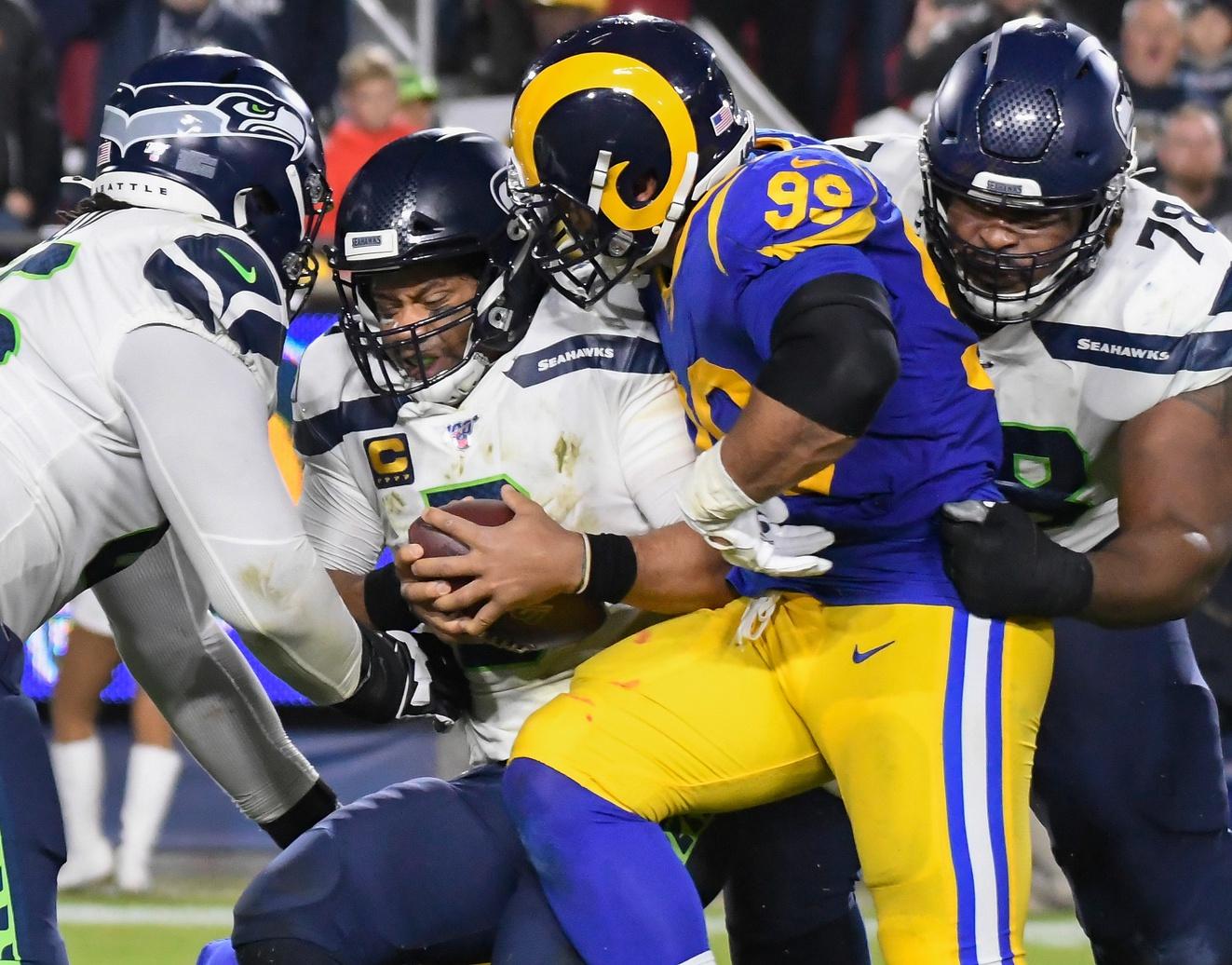 Seattle Seahawks offensive line, Russell Wilson