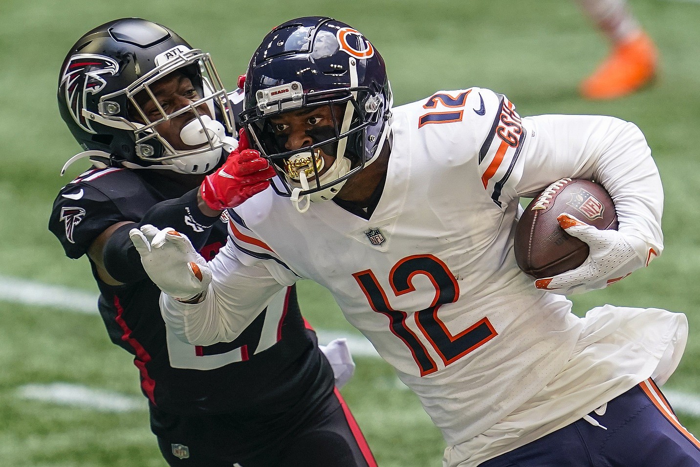 Extend Allen Robinson to give Justin Fields a long-term No. 1 wideout