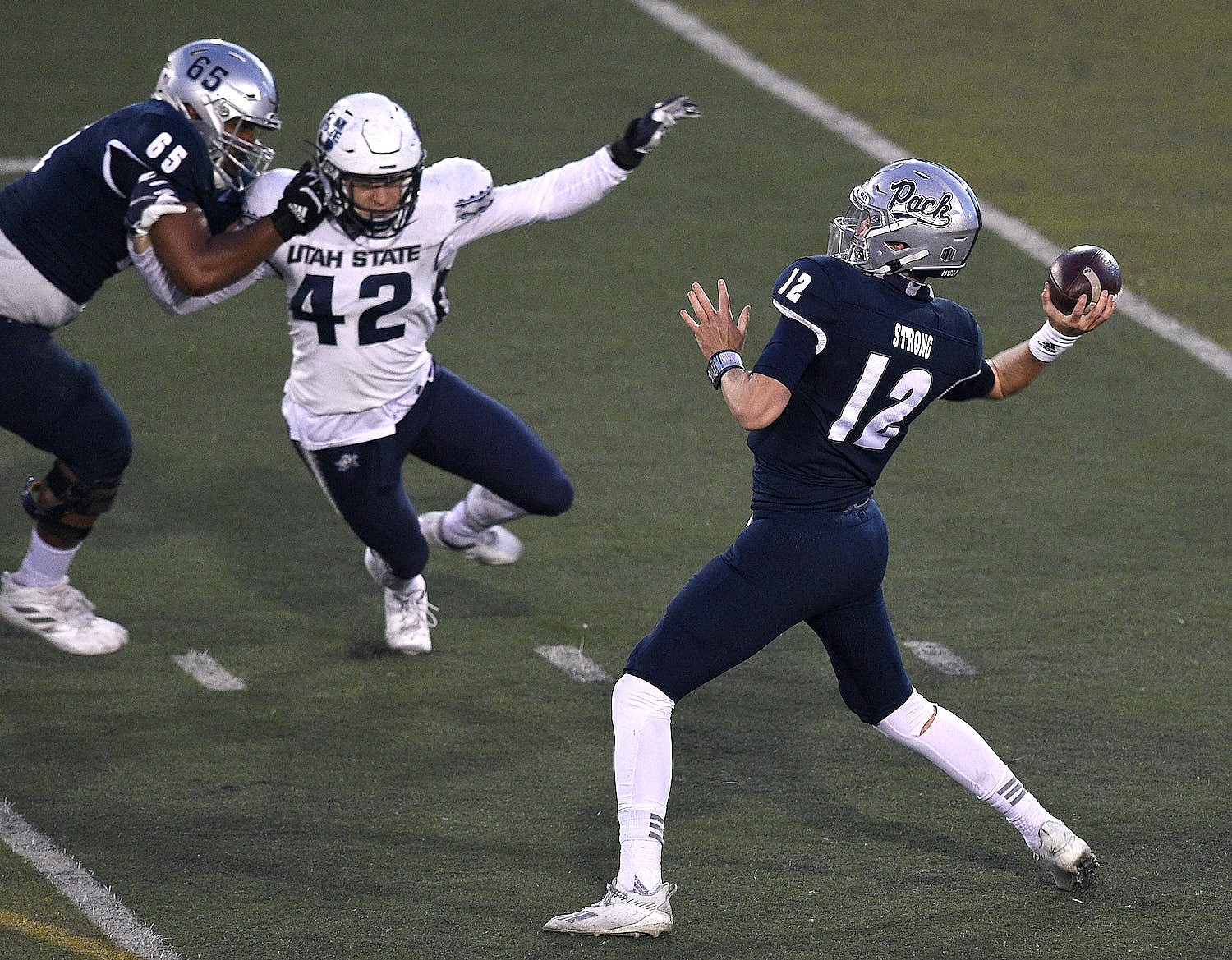 carson strong, denver broncos