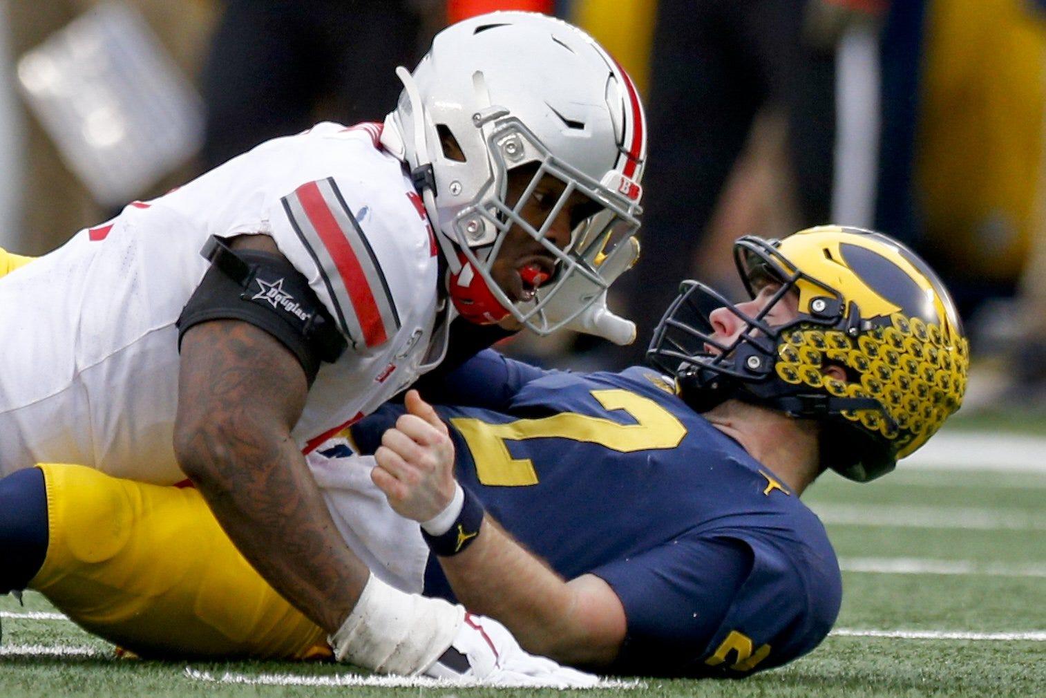 tampa bay buccaneers mock draft: tyreke smith
