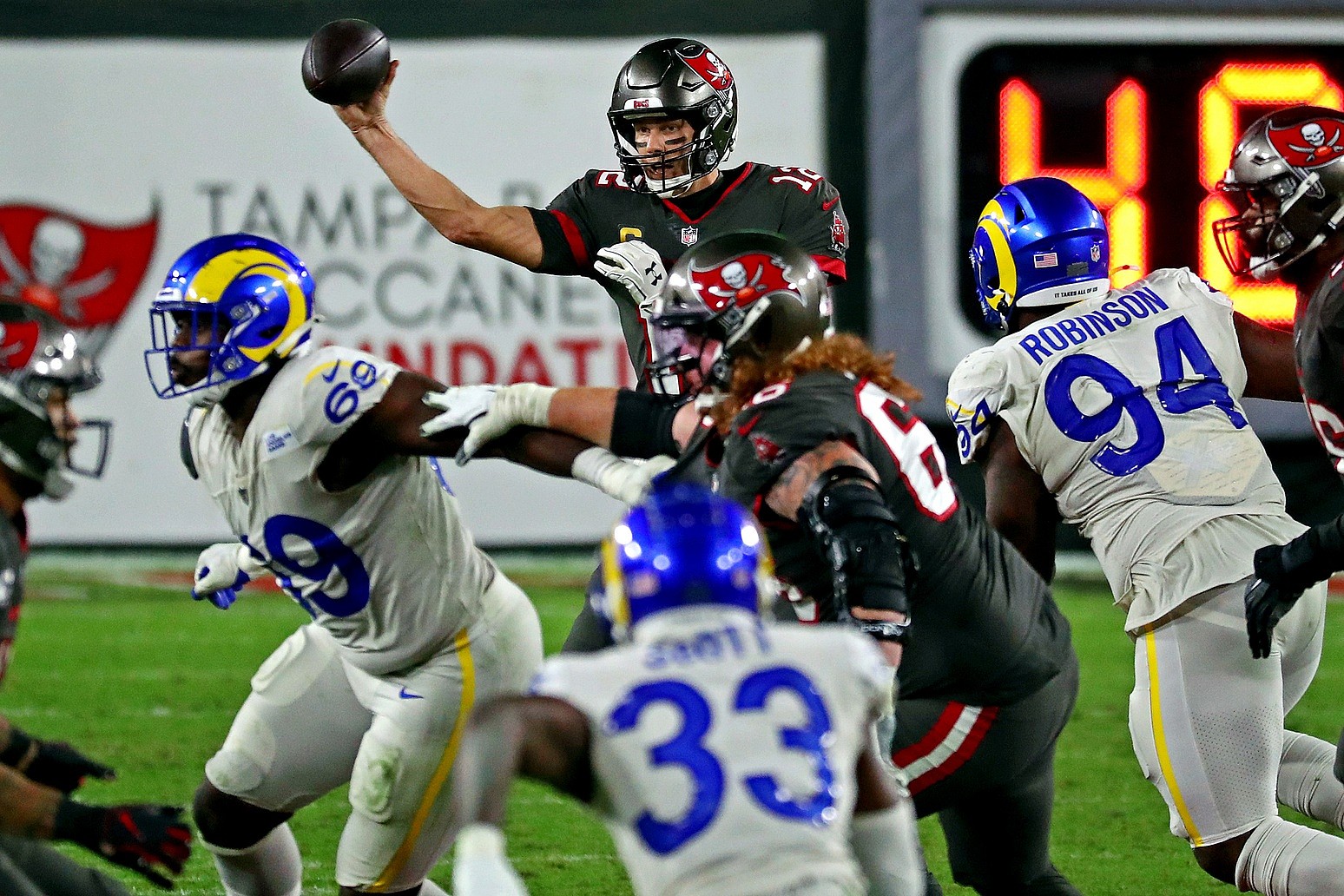 NFL TV ratings: Week 11, Buccaneers-Rams