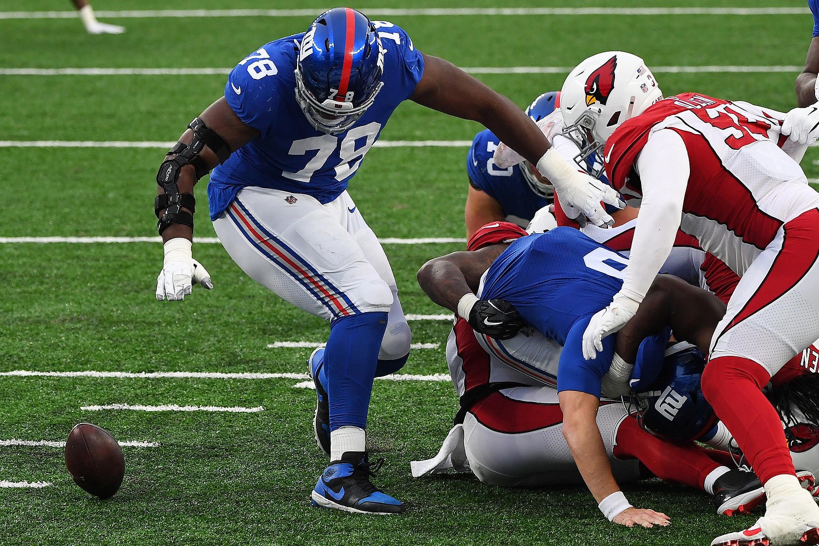 New York Giants still have work to do after landing Kenny Golladay