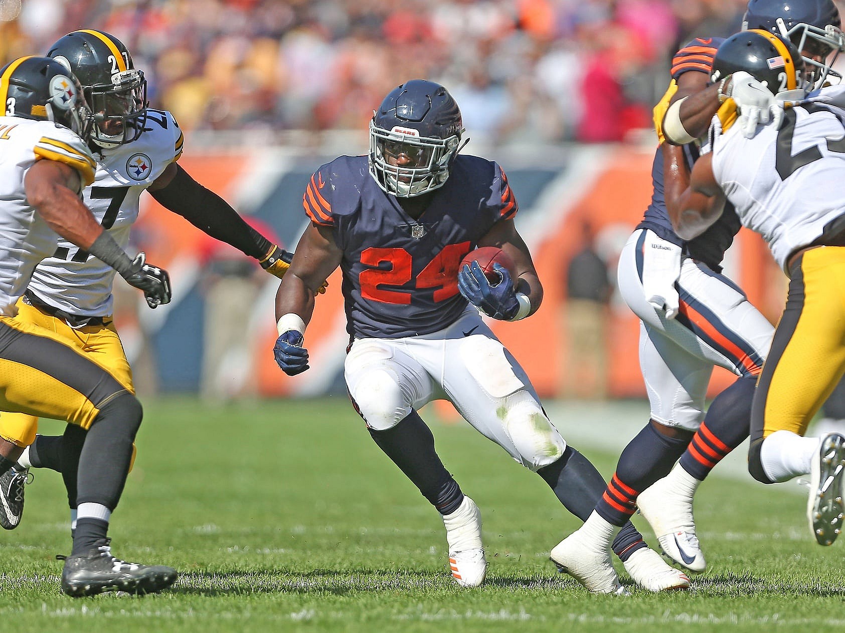Chicago Bears running back Jordan Howard against Pittsburgh Steelers in NFL Week 3