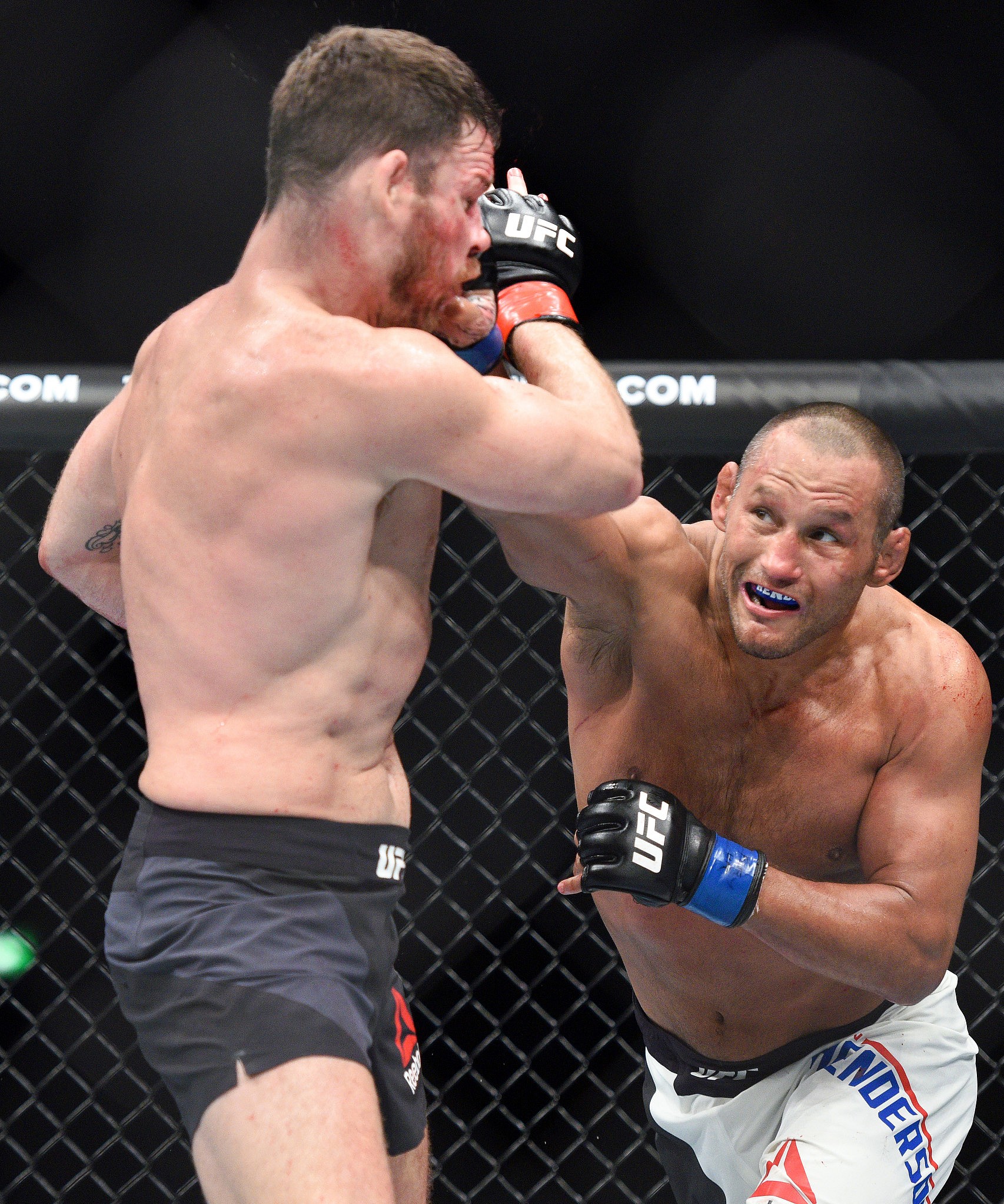 MMA: UFC 204-Bisping vs Henderson