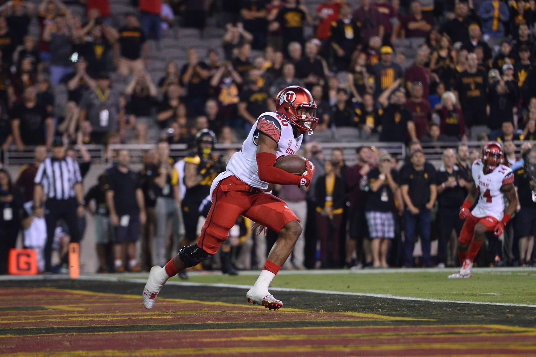 Marcus Williams intercepts a pass in the end zone