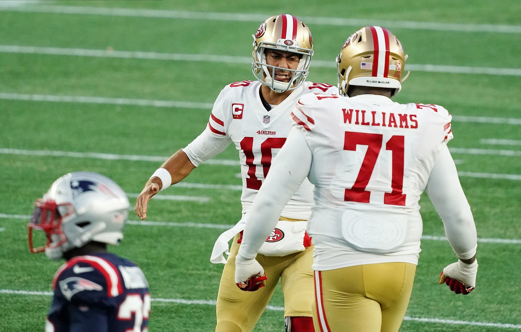 49ers' Jimmy Garoppolo during NFL Week 7 game against the Patriots