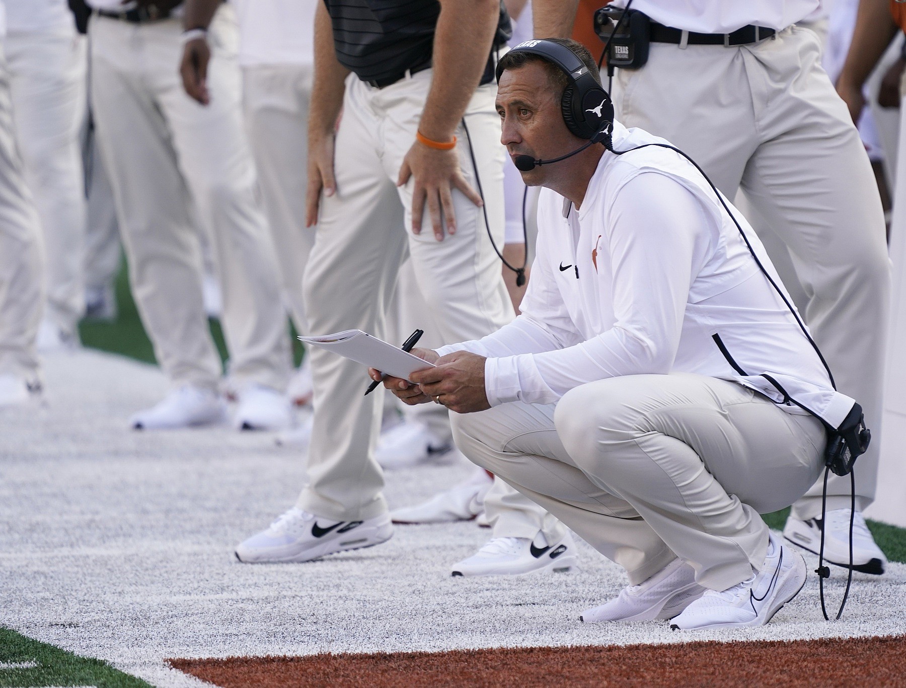 College football picks against the spread: Best Week 2 bets for Top 25 matchups