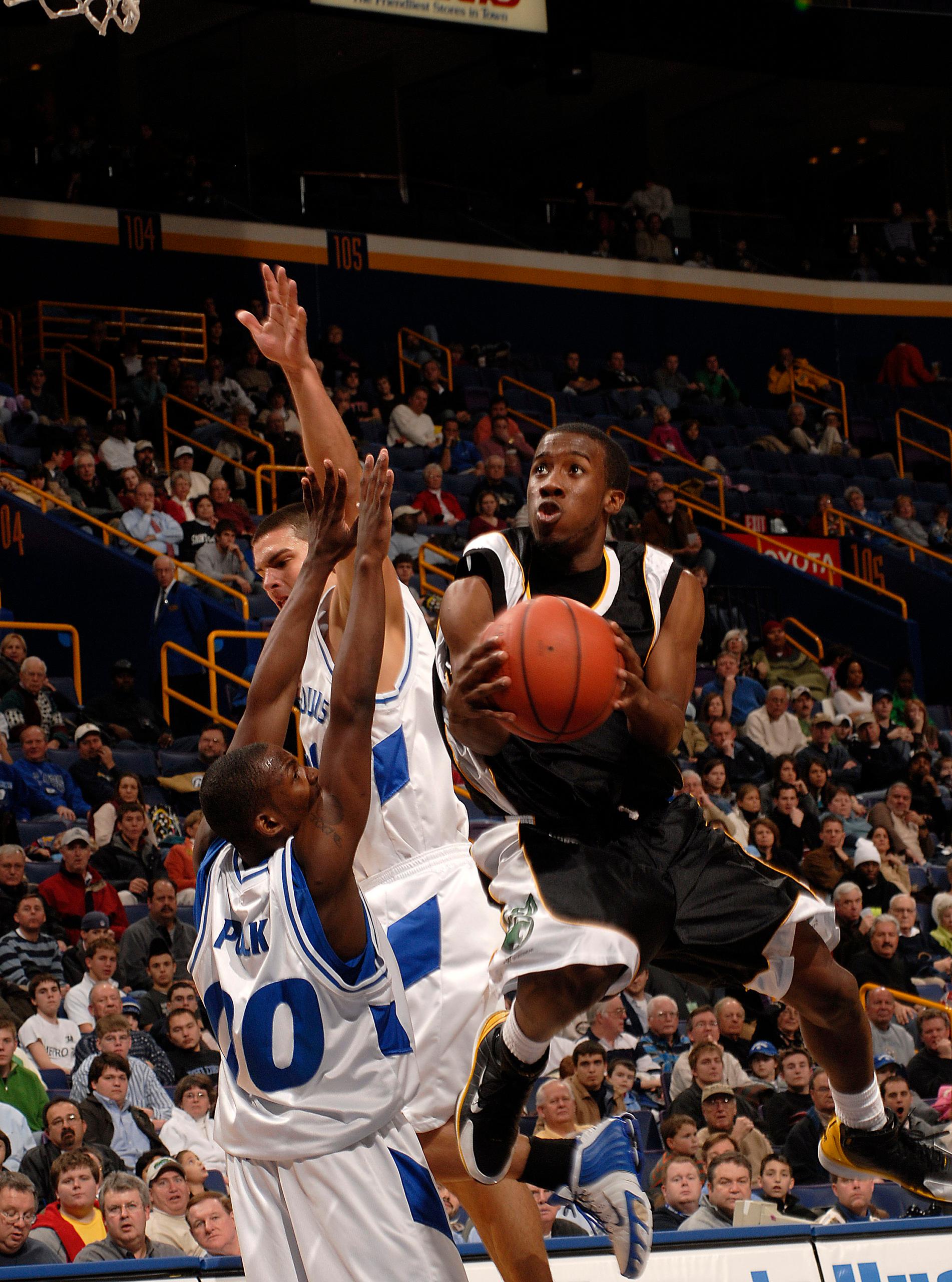 2005-06 NCAA Basketball: Chicago St Cougars vs St Louis Billikens