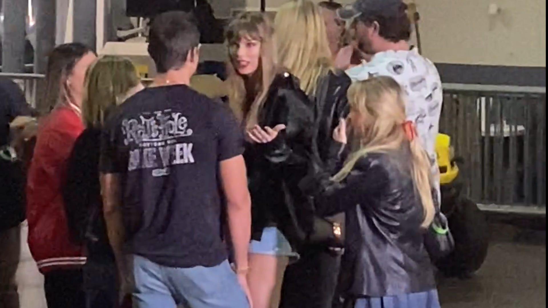 taylor swift, nfl