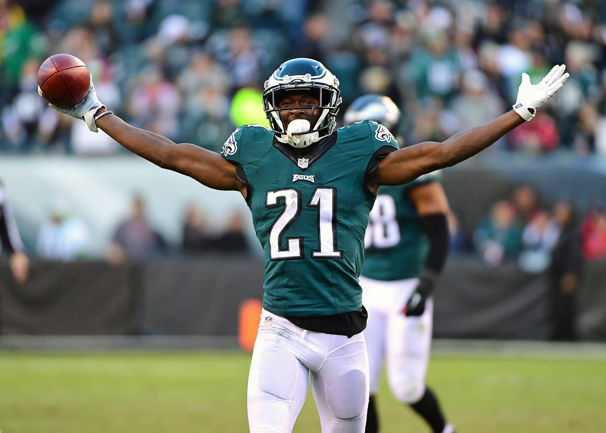 NFL Week 11, Leodis McKelvin